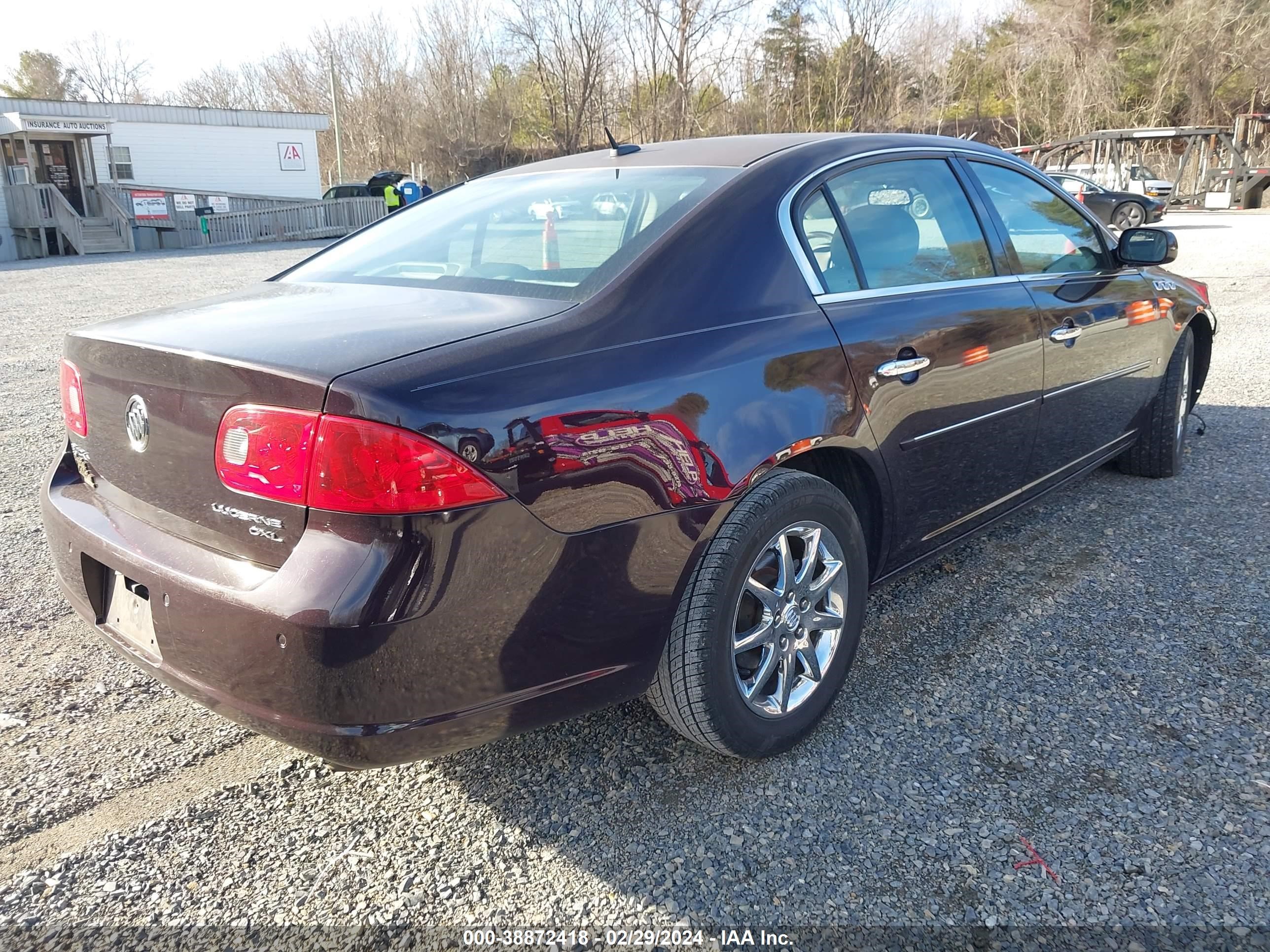 Photo 3 VIN: 1G4HD57268U105640 - BUICK LUCERNE 