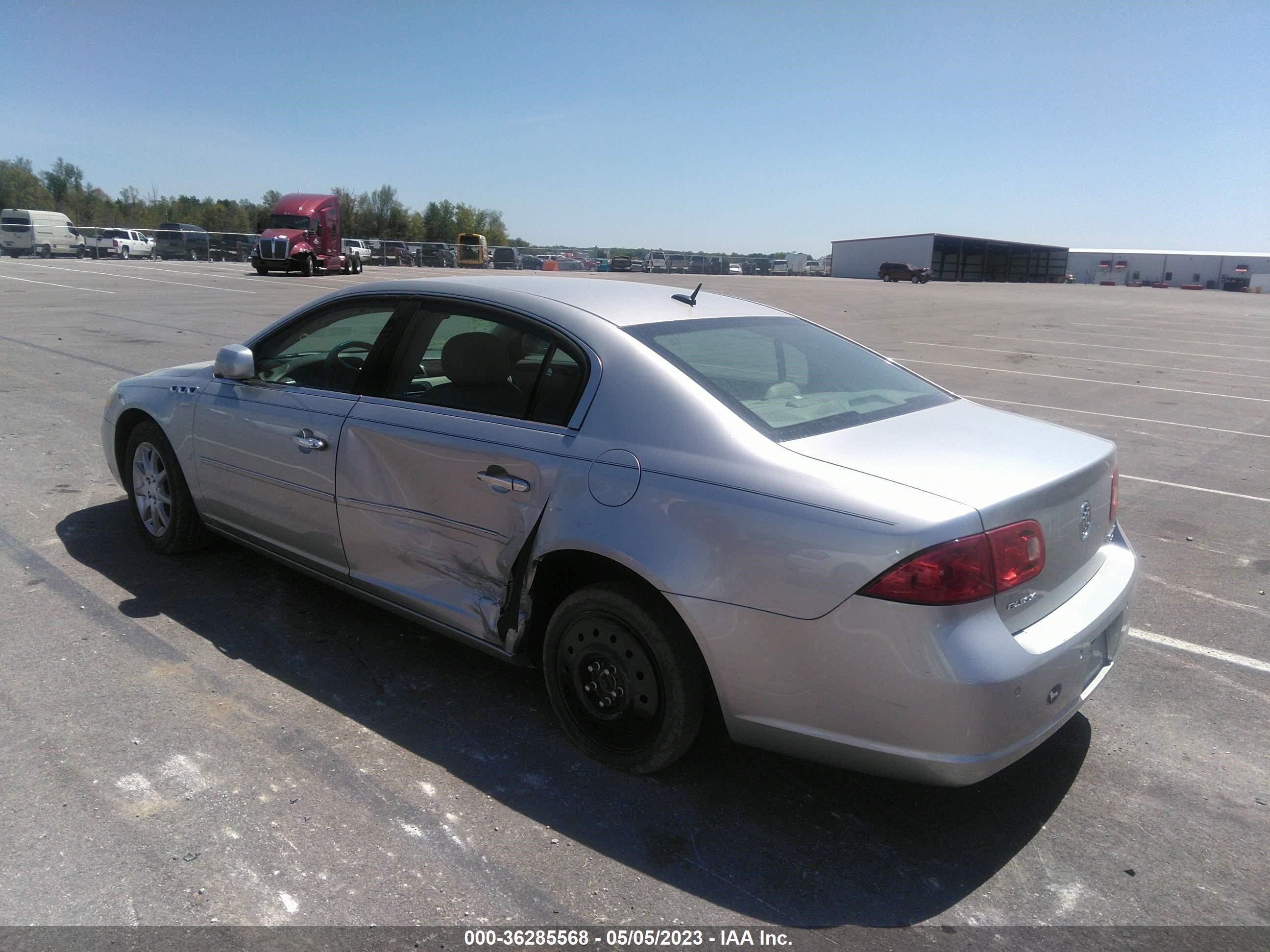 Photo 2 VIN: 1G4HD57278U152904 - BUICK LUCERNE 