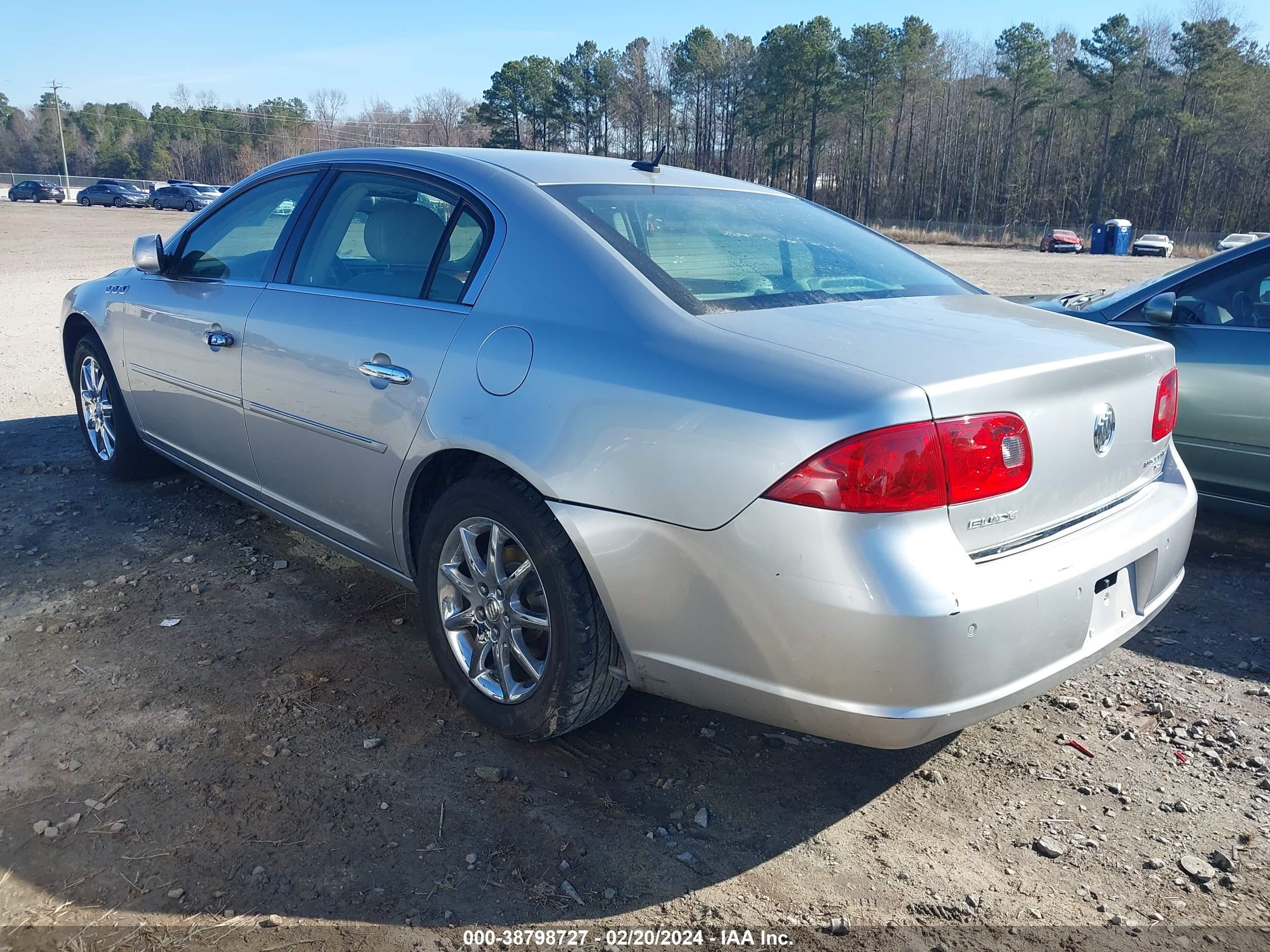 Photo 2 VIN: 1G4HD57278U158878 - BUICK LUCERNE 