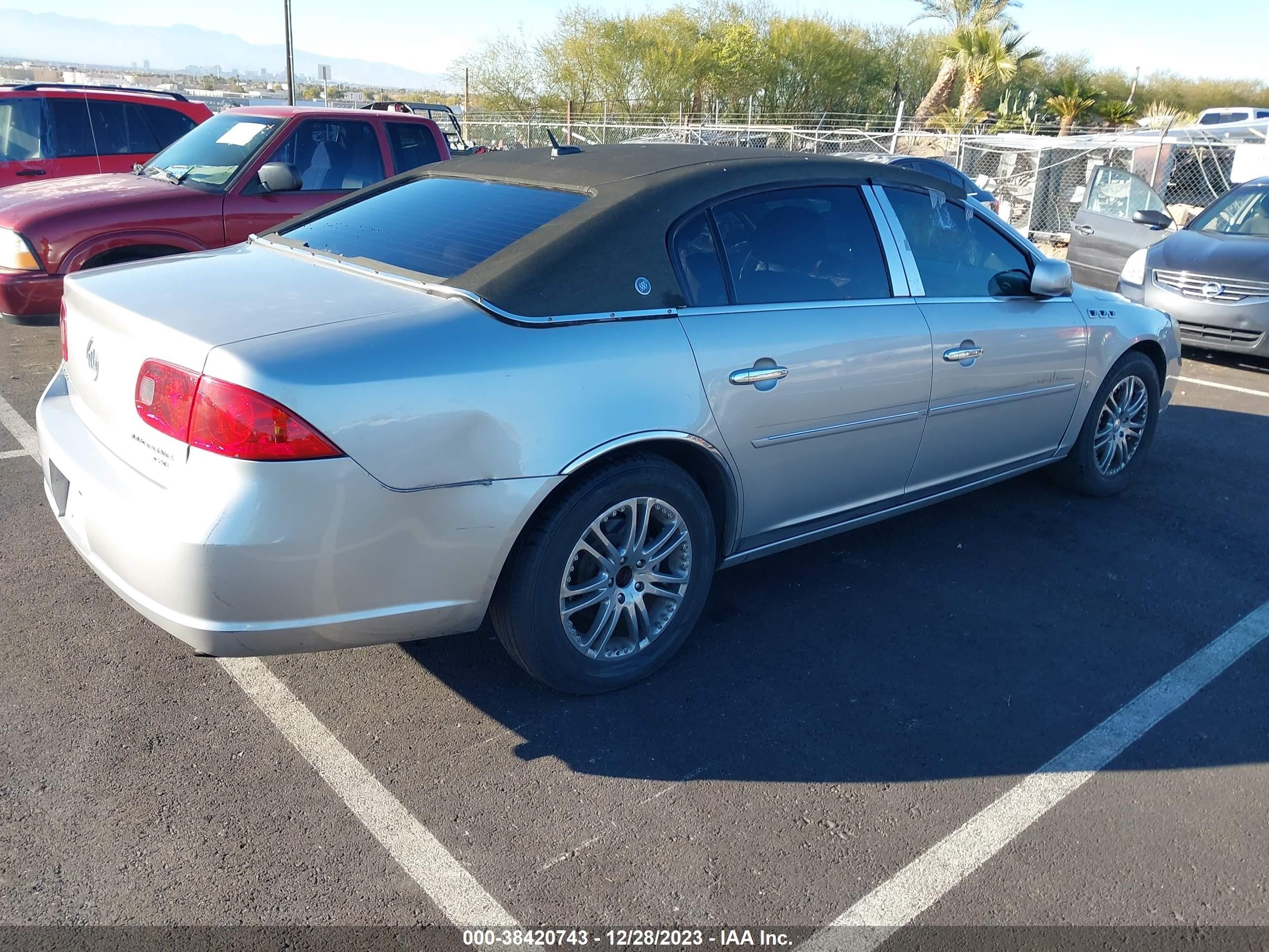 Photo 3 VIN: 1G4HD57287U195985 - BUICK LUCERNE 