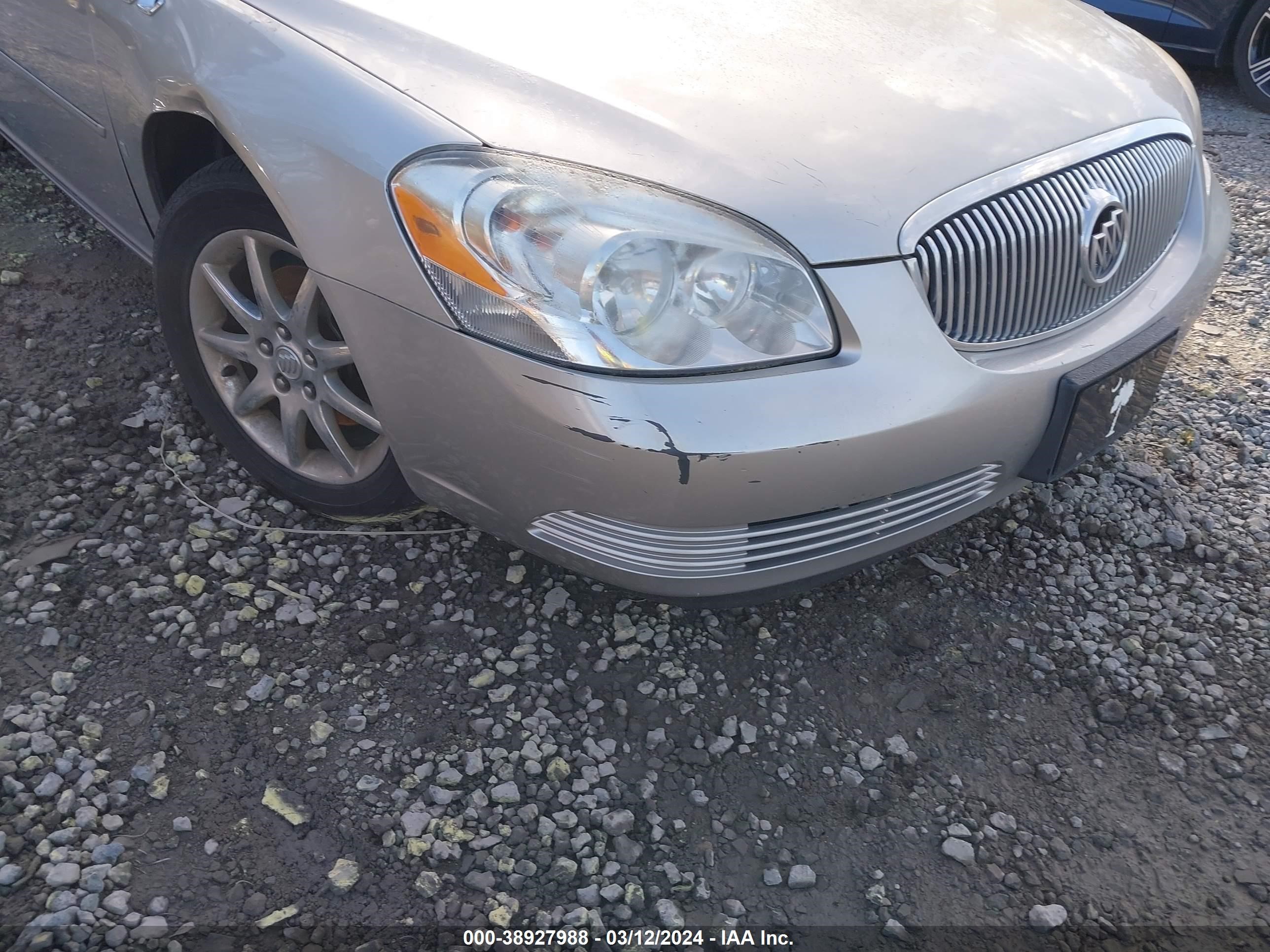 Photo 5 VIN: 1G4HD57288U166701 - BUICK LUCERNE 