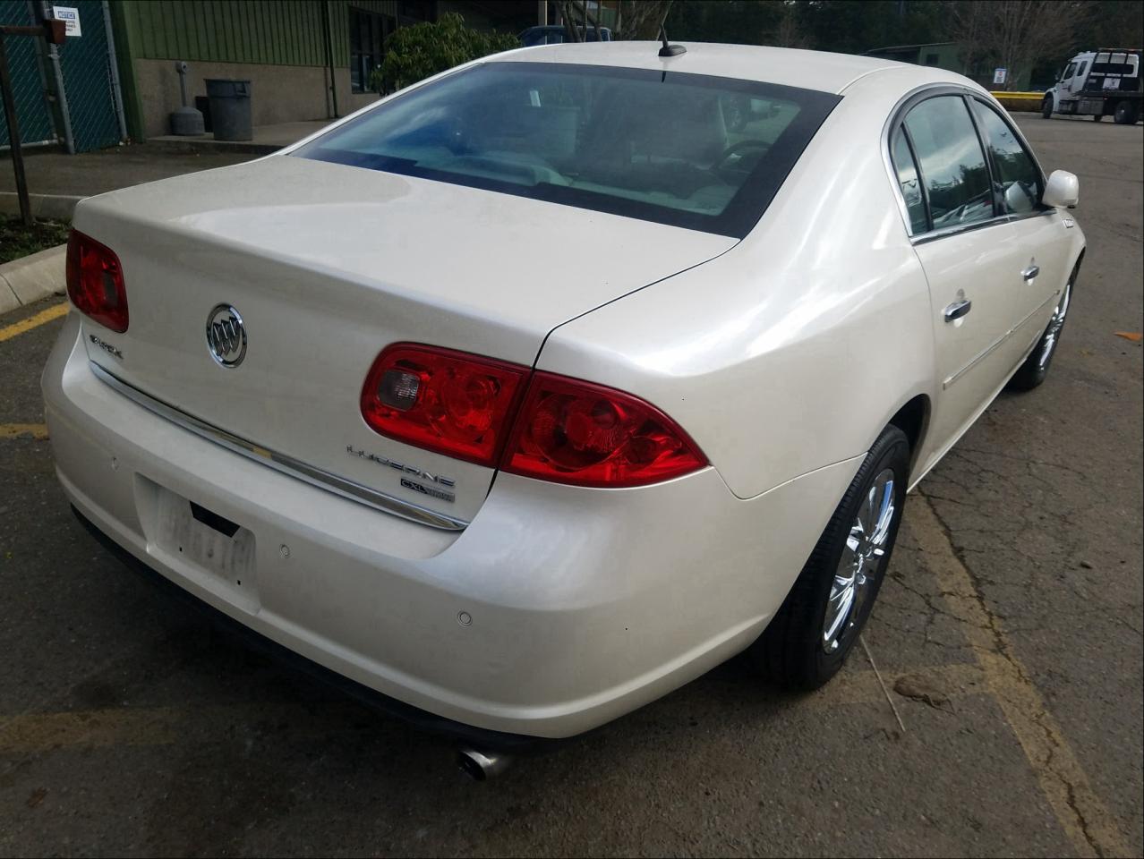 Photo 3 VIN: 1G4HD57288U197527 - BUICK LUCERNE CX 