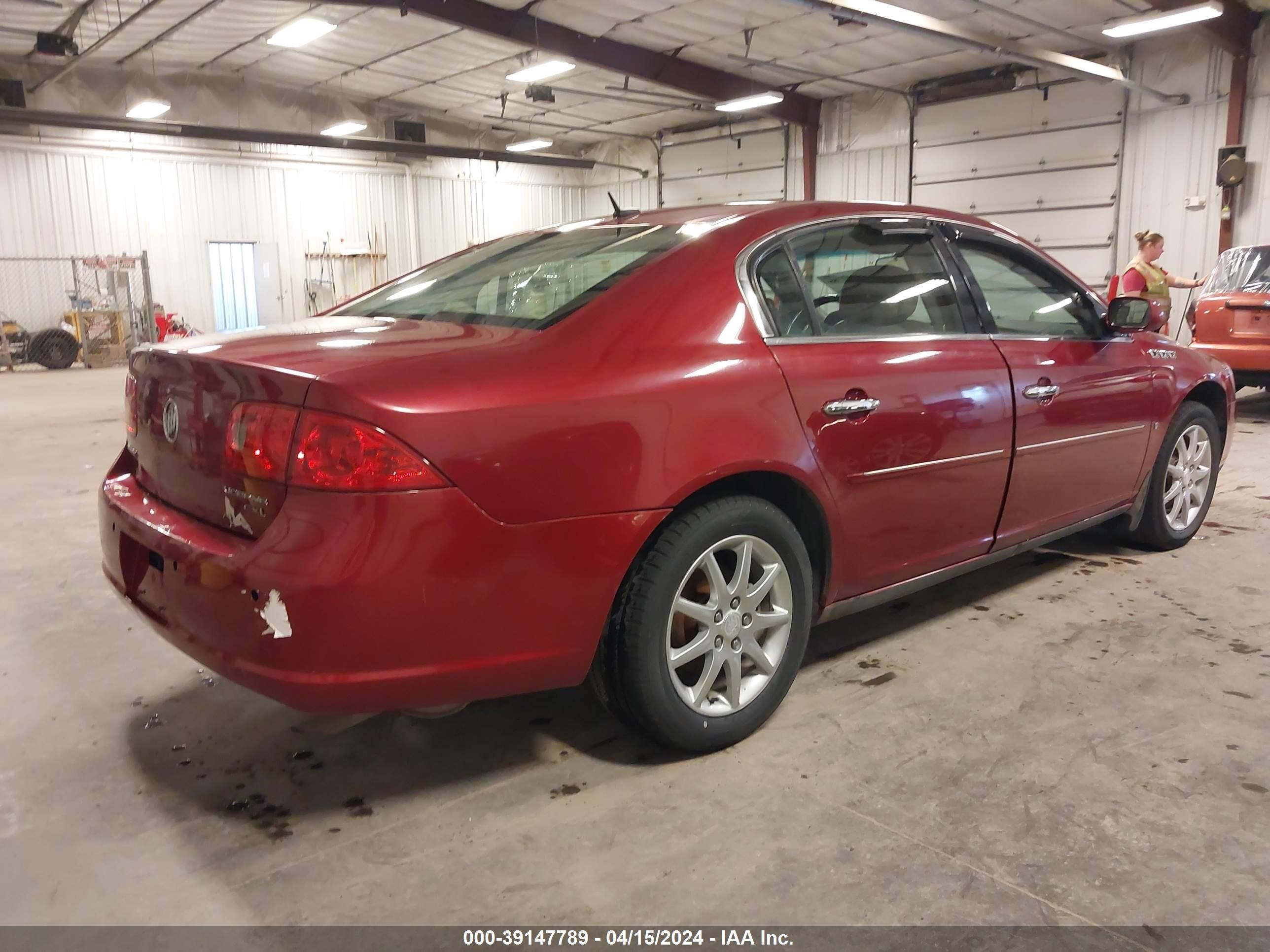 Photo 3 VIN: 1G4HD57288U208090 - BUICK LUCERNE 