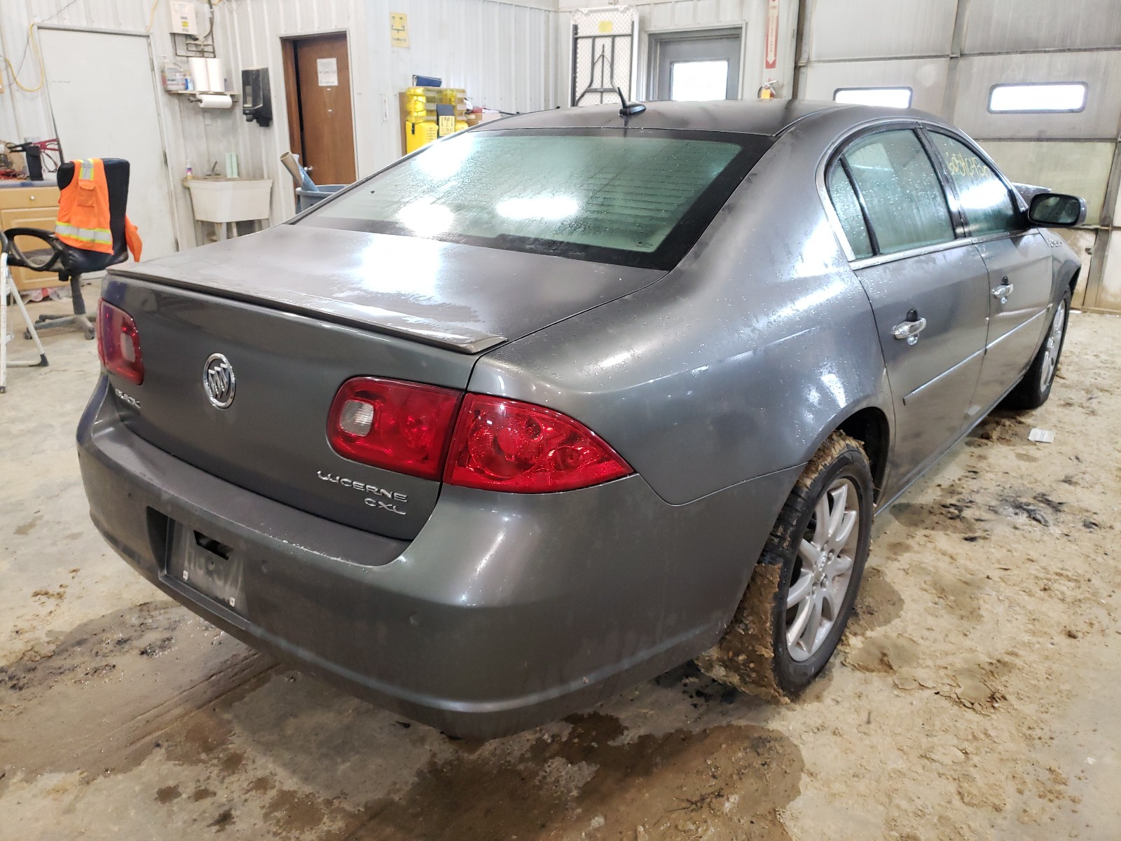 Photo 3 VIN: 1G4HD57297U160954 - BUICK LUCERNE CX 