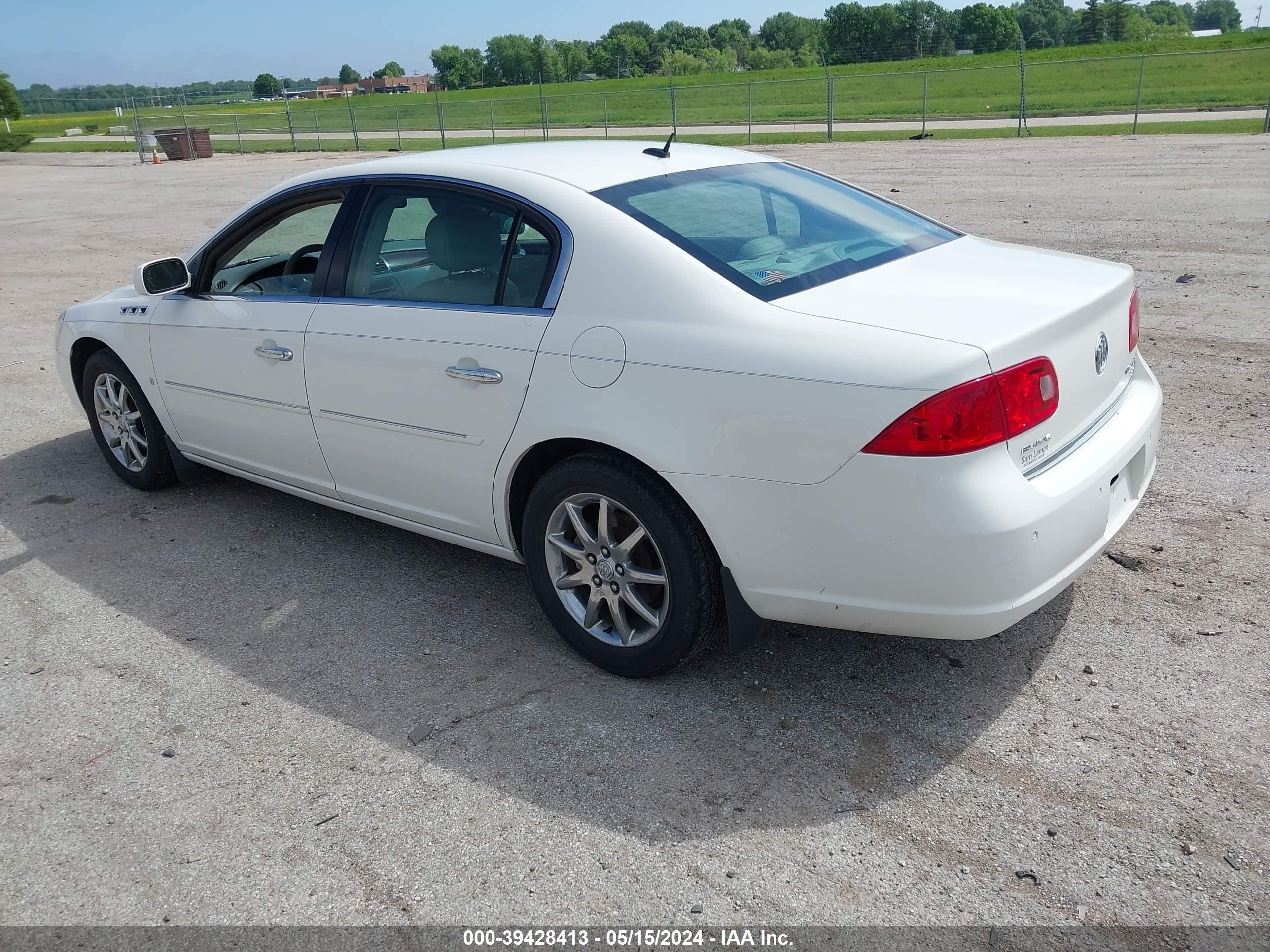 Photo 2 VIN: 1G4HD57298U209183 - BUICK LUCERNE 