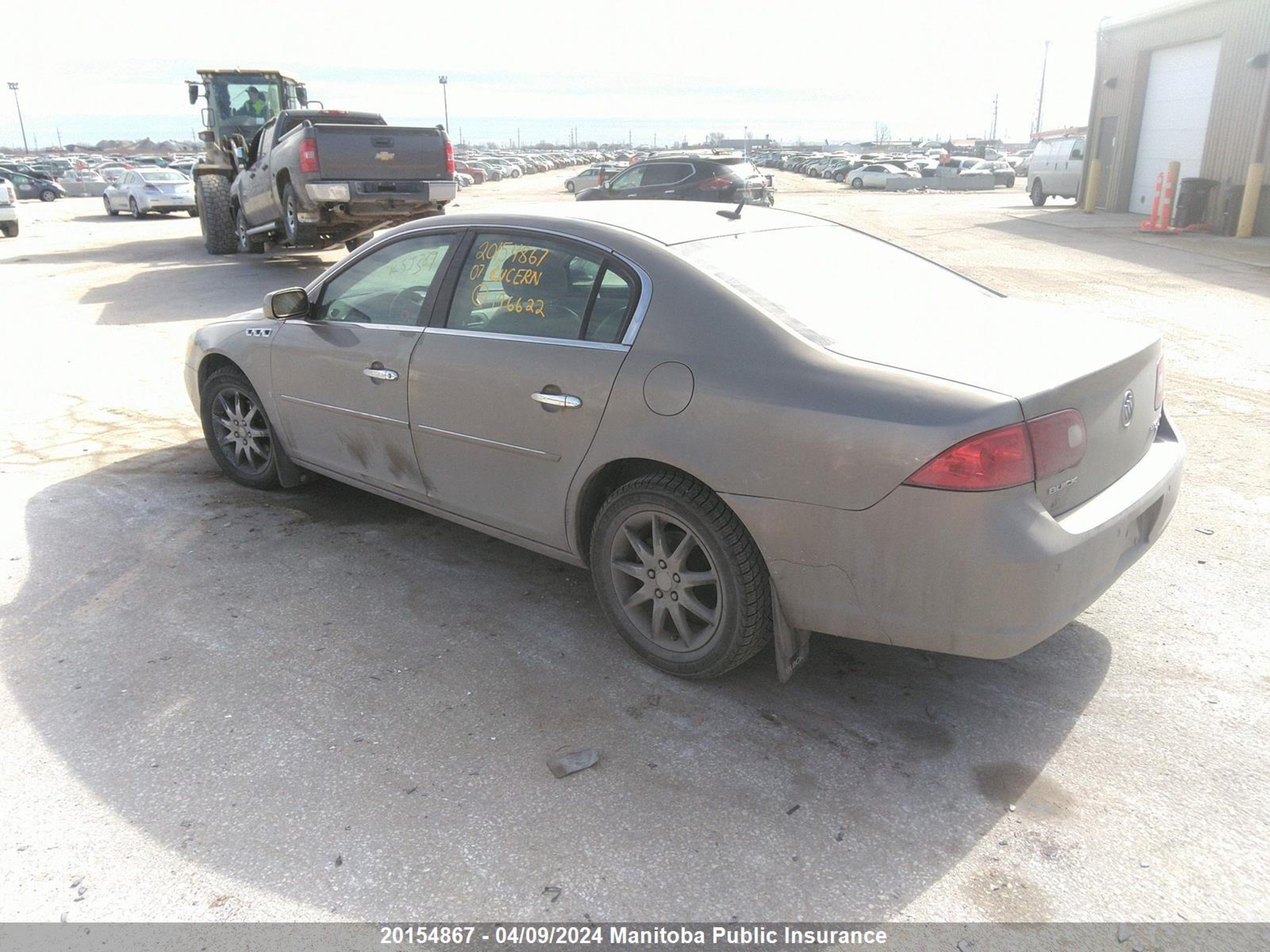 Photo 2 VIN: 1G4HD572X7U196622 - BUICK LUCERNE 