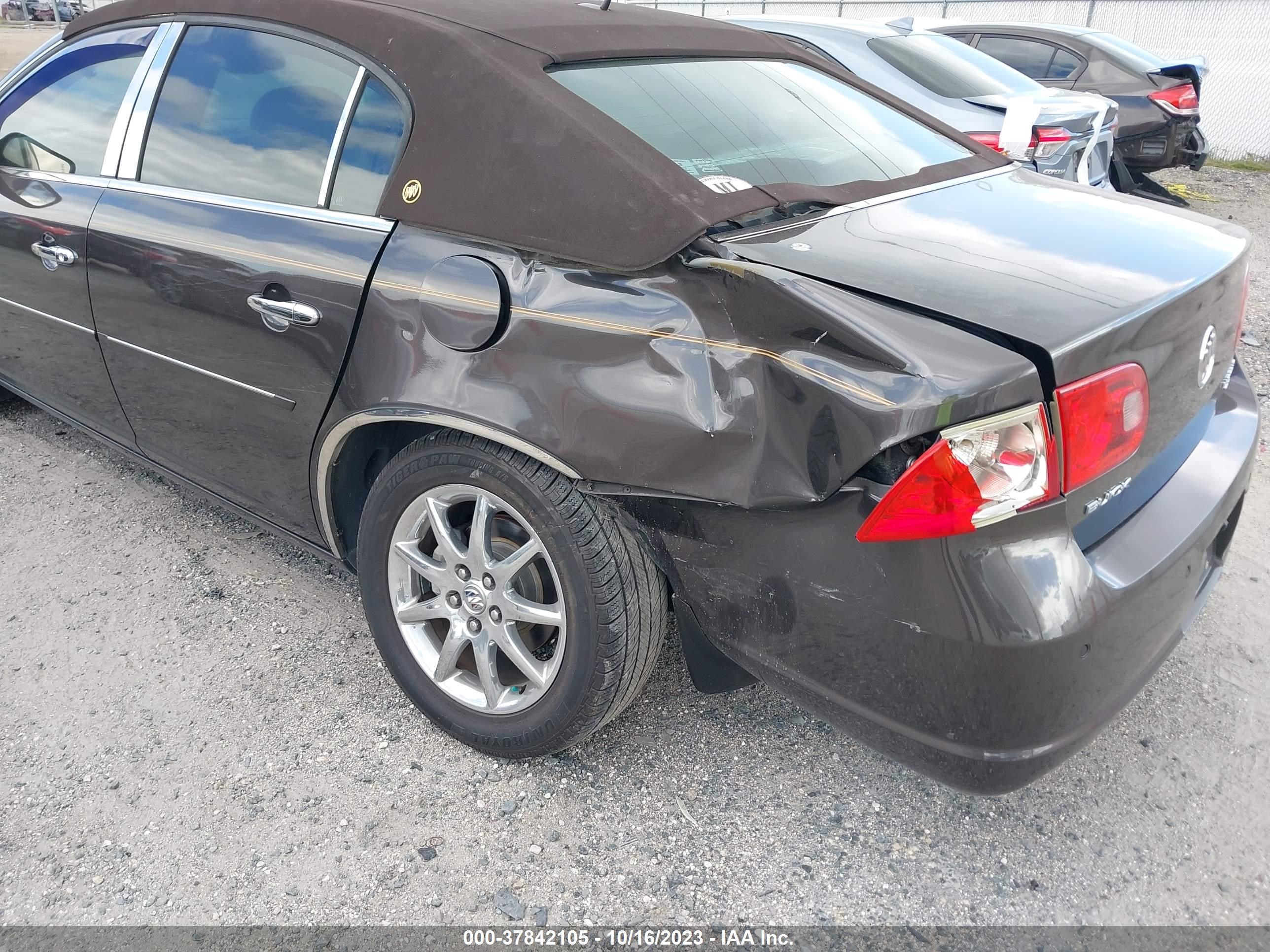 Photo 5 VIN: 1G4HD572X8U127026 - BUICK LUCERNE 