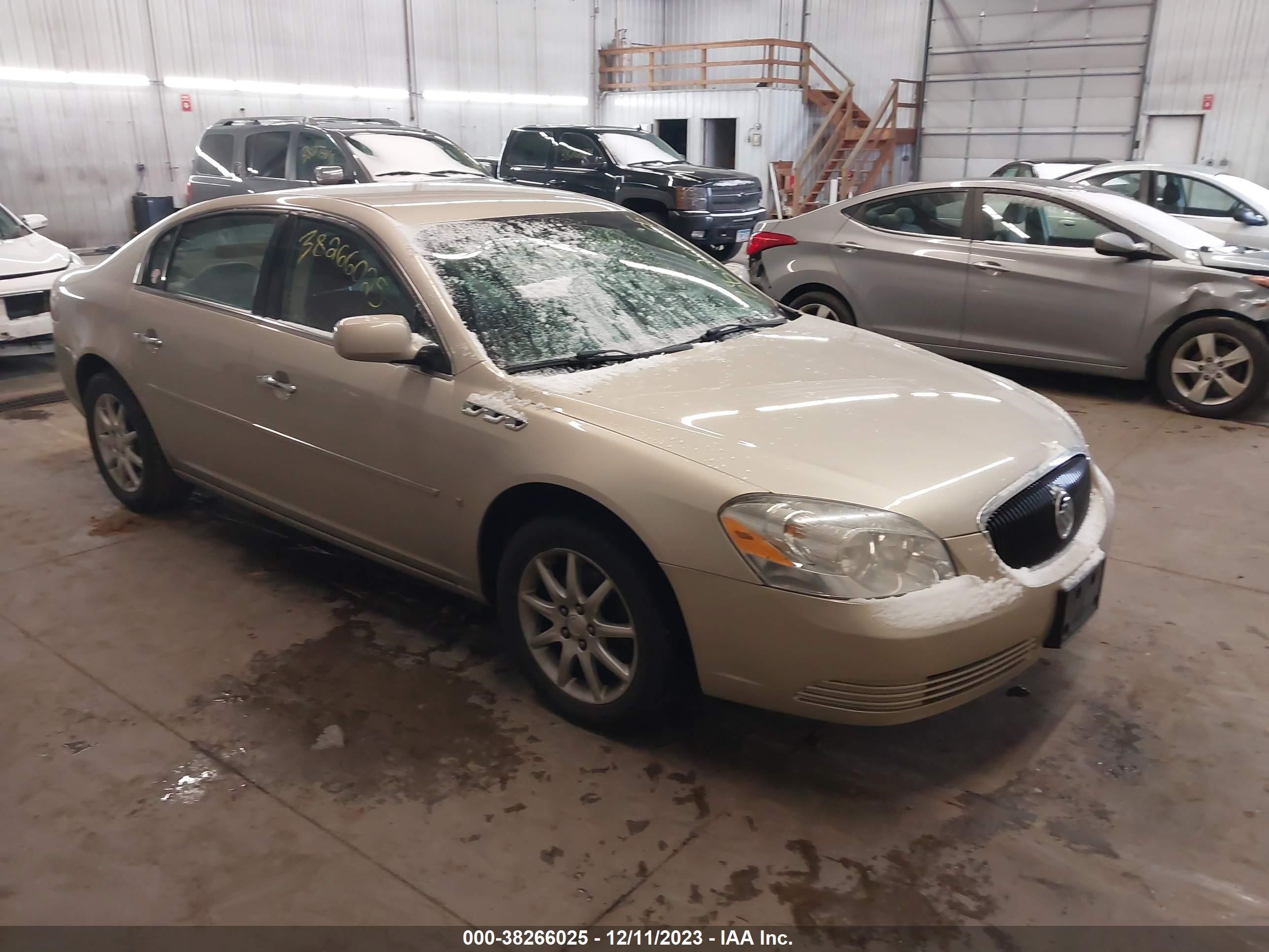 Photo 0 VIN: 1G4HD572X8U142710 - BUICK LUCERNE 