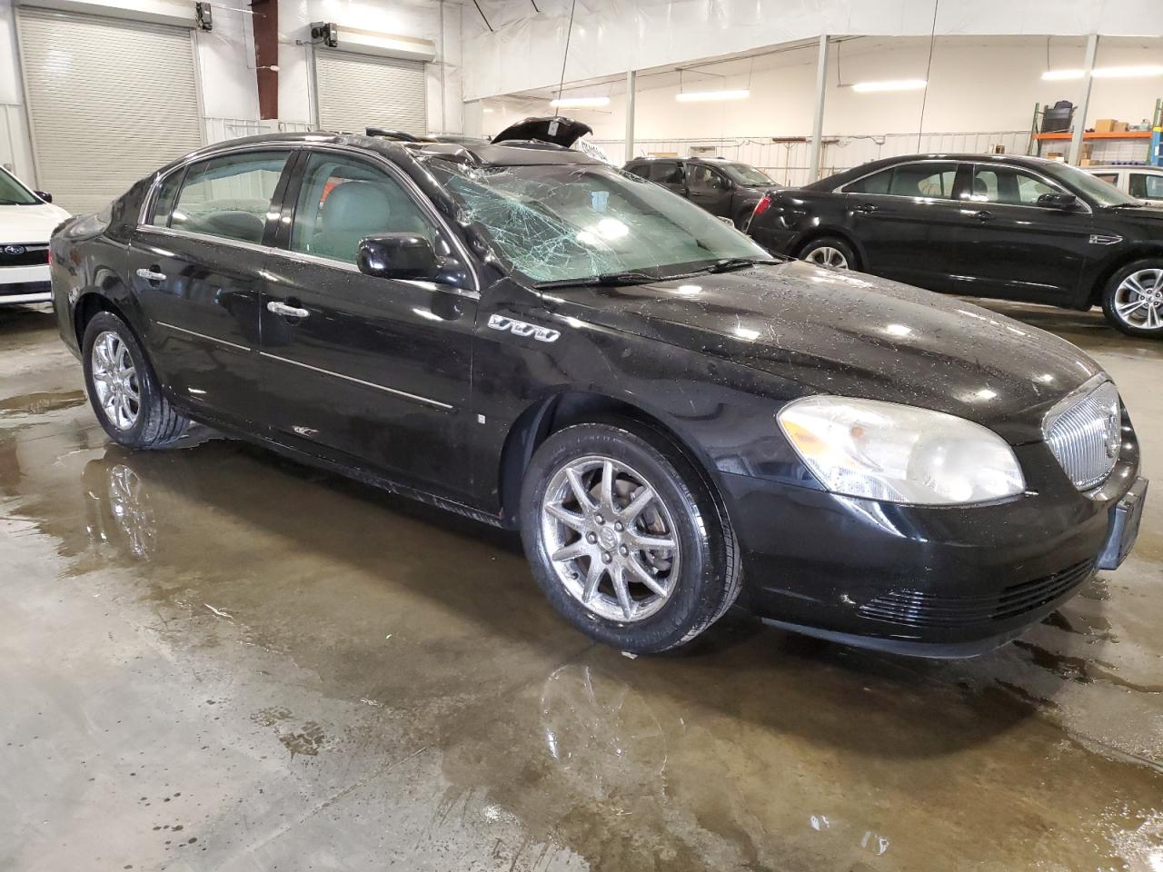 Photo 3 VIN: 1G4HD572X8U160477 - BUICK LUCERNE 