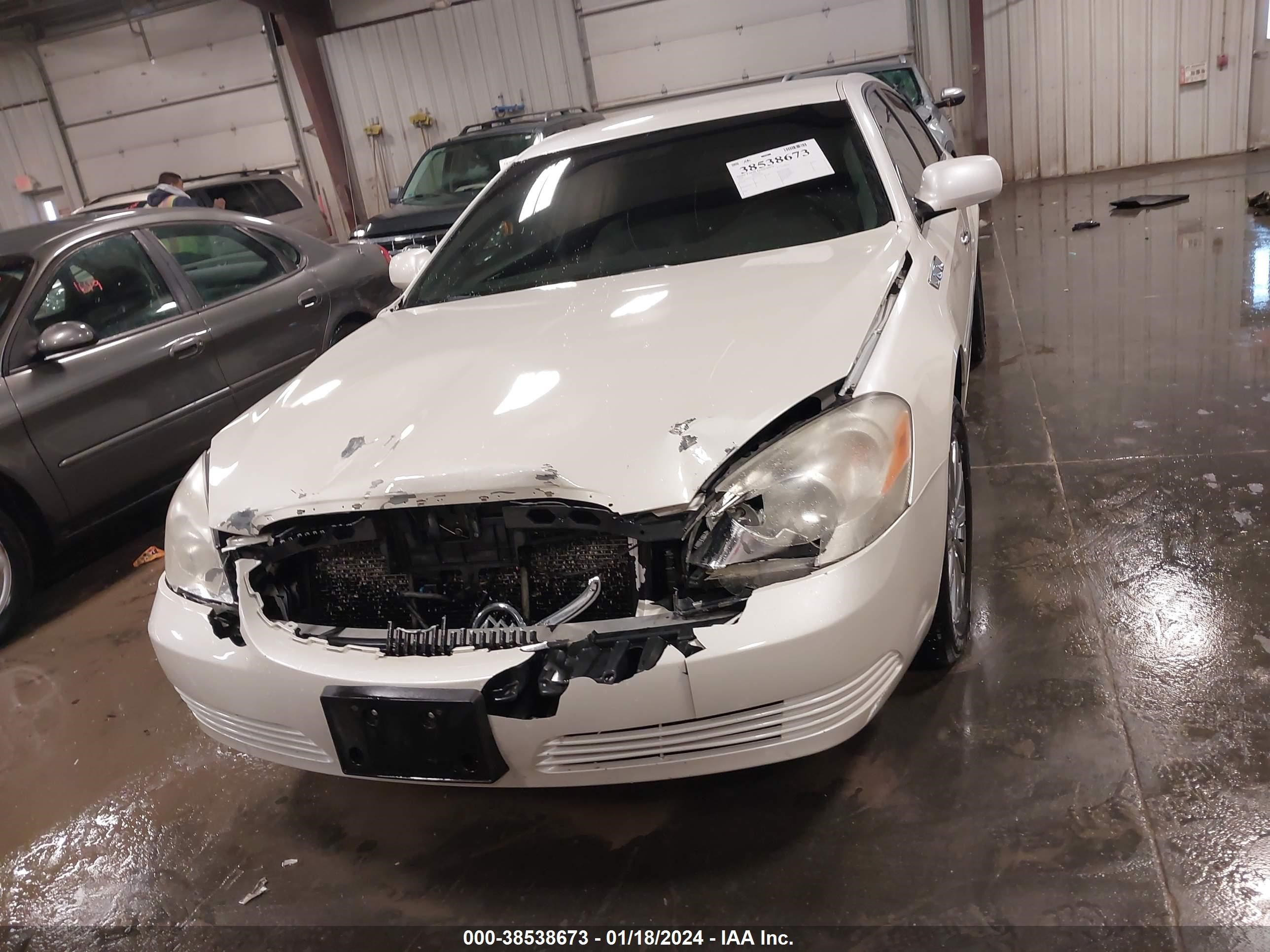 Photo 11 VIN: 1G4HD57M29U139769 - BUICK LUCERNE 