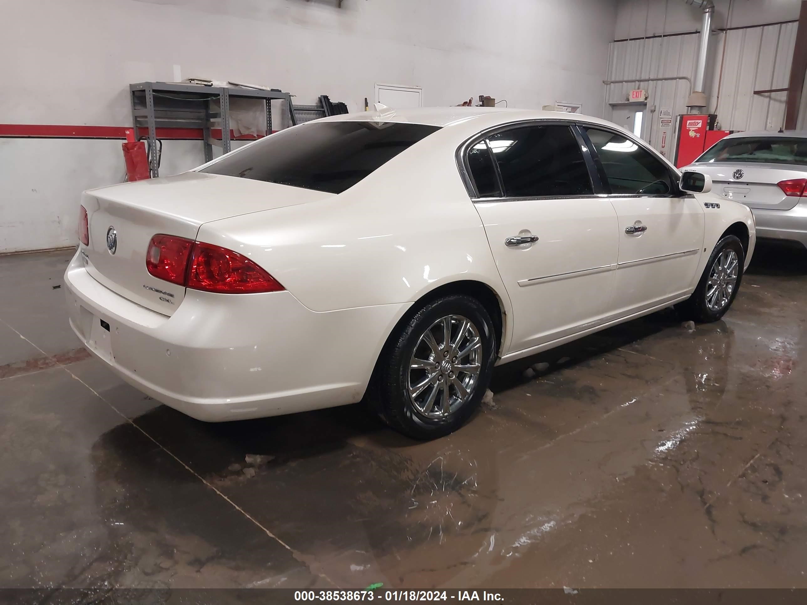 Photo 3 VIN: 1G4HD57M29U139769 - BUICK LUCERNE 