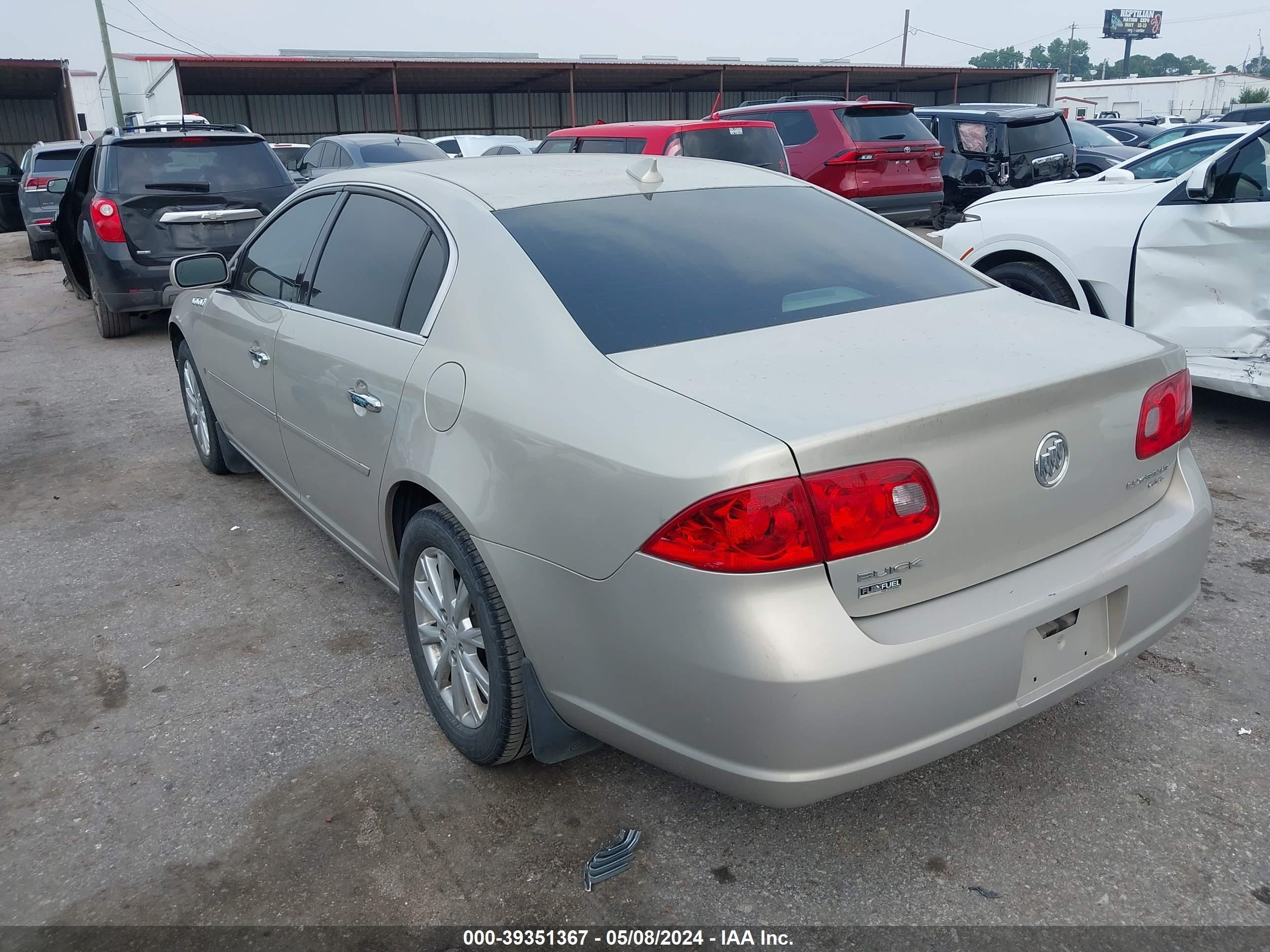 Photo 2 VIN: 1G4HD57M29U140159 - BUICK LUCERNE 