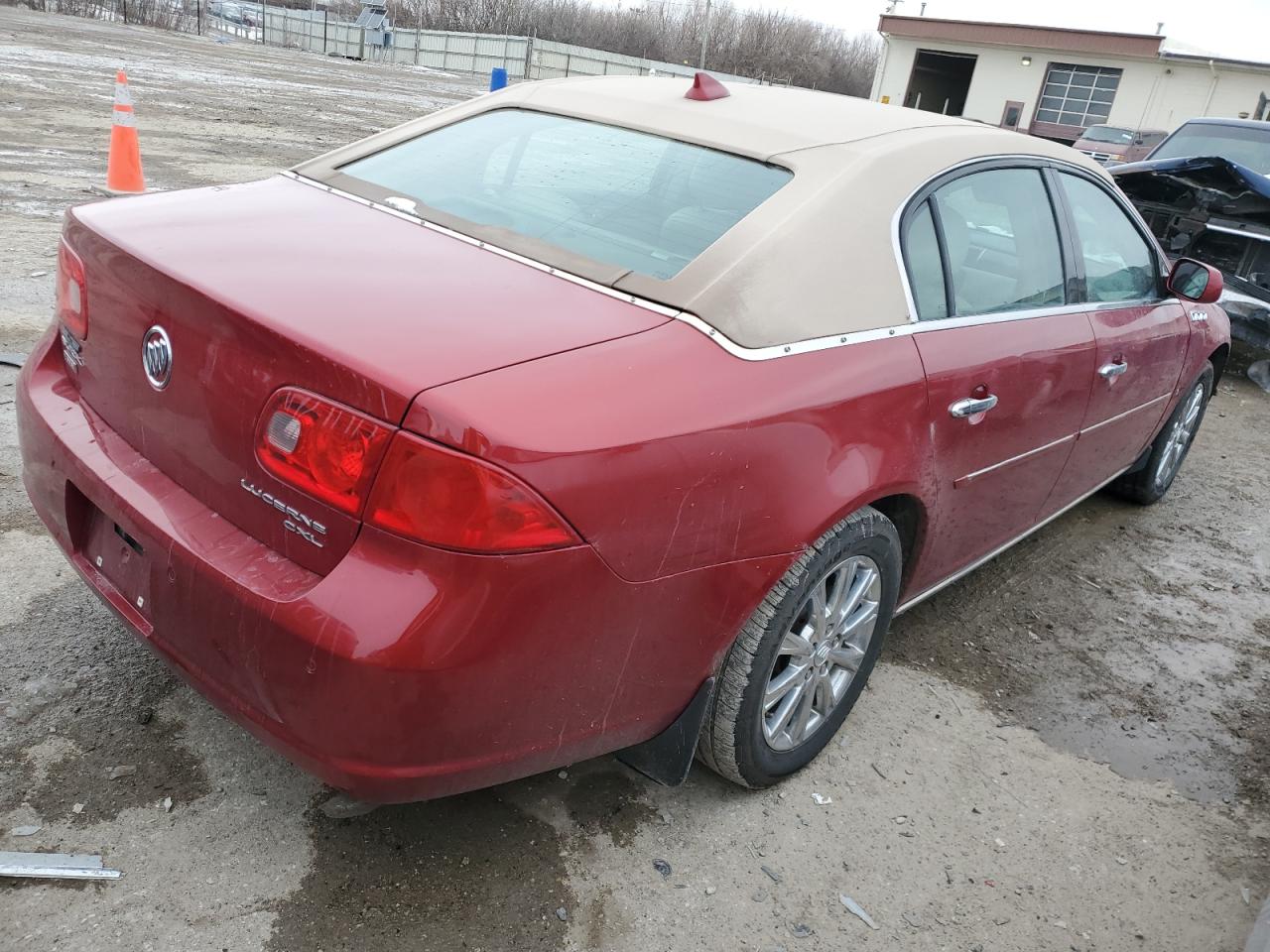 Photo 2 VIN: 1G4HD57M39U117165 - BUICK LUCERNE 