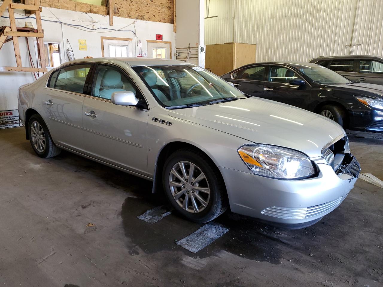 Photo 3 VIN: 1G4HD57M59U125011 - BUICK LUCERNE 