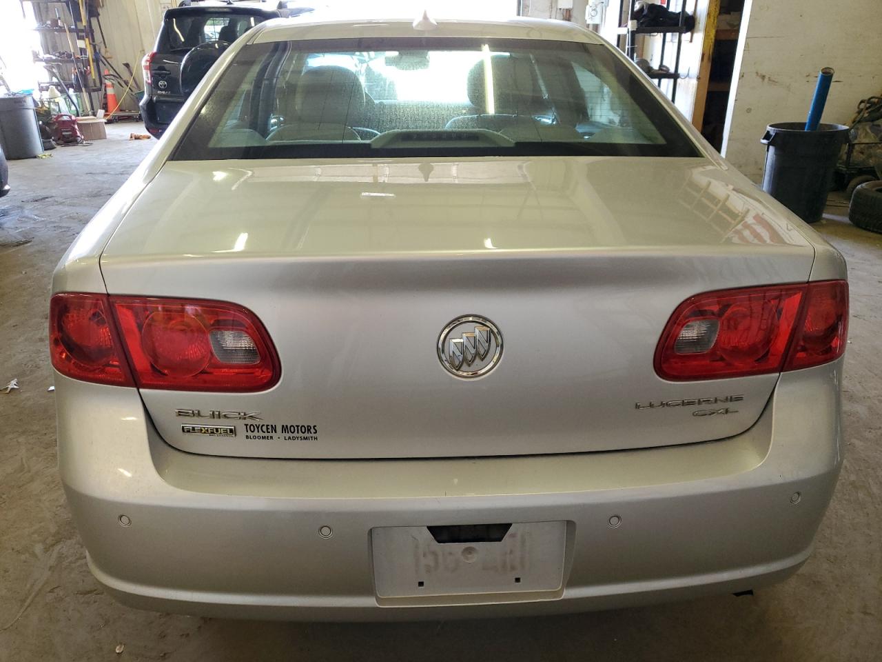 Photo 5 VIN: 1G4HD57M59U125011 - BUICK LUCERNE 