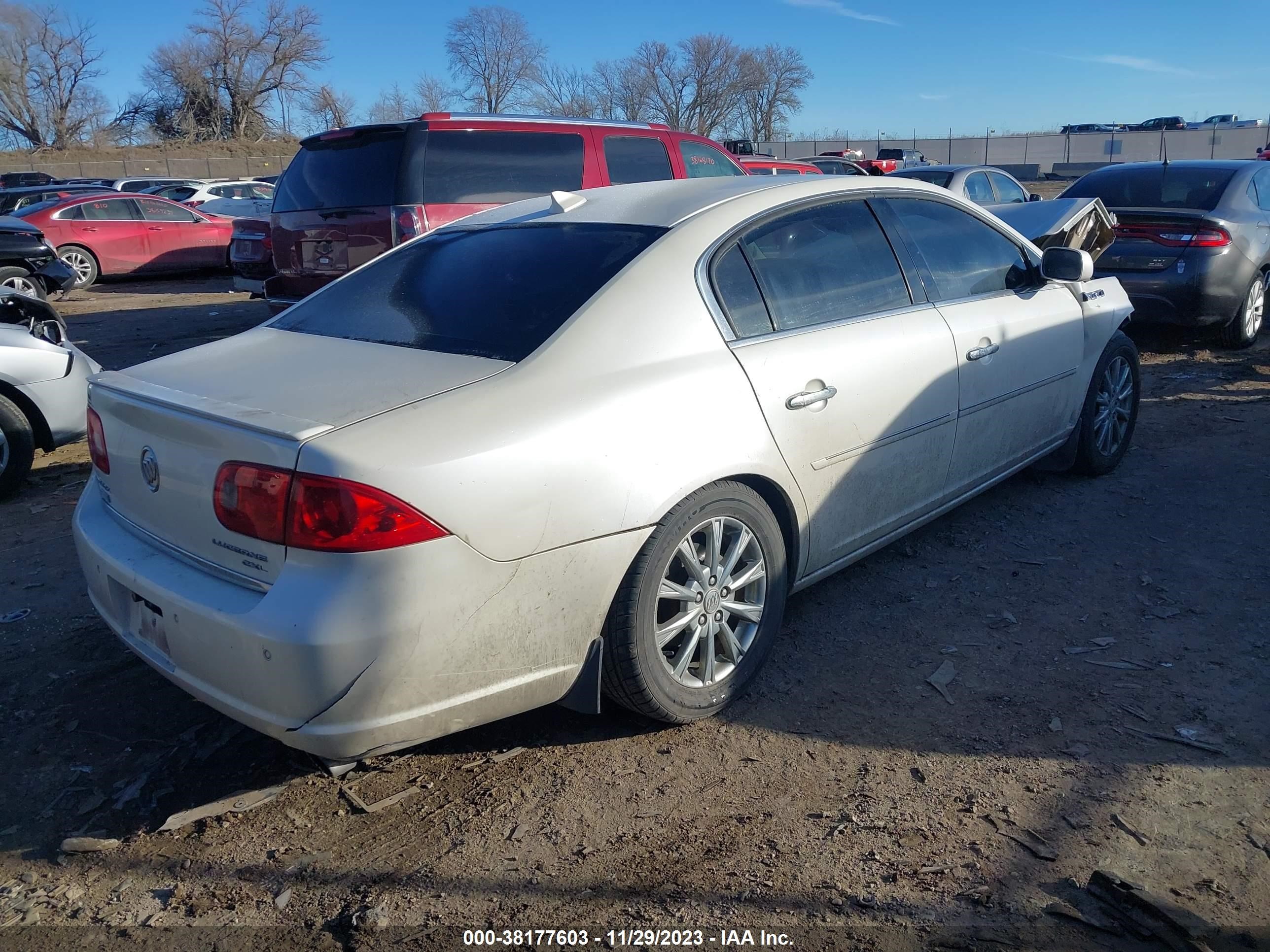 Photo 3 VIN: 1G4HD57M79U123325 - BUICK LUCERNE 