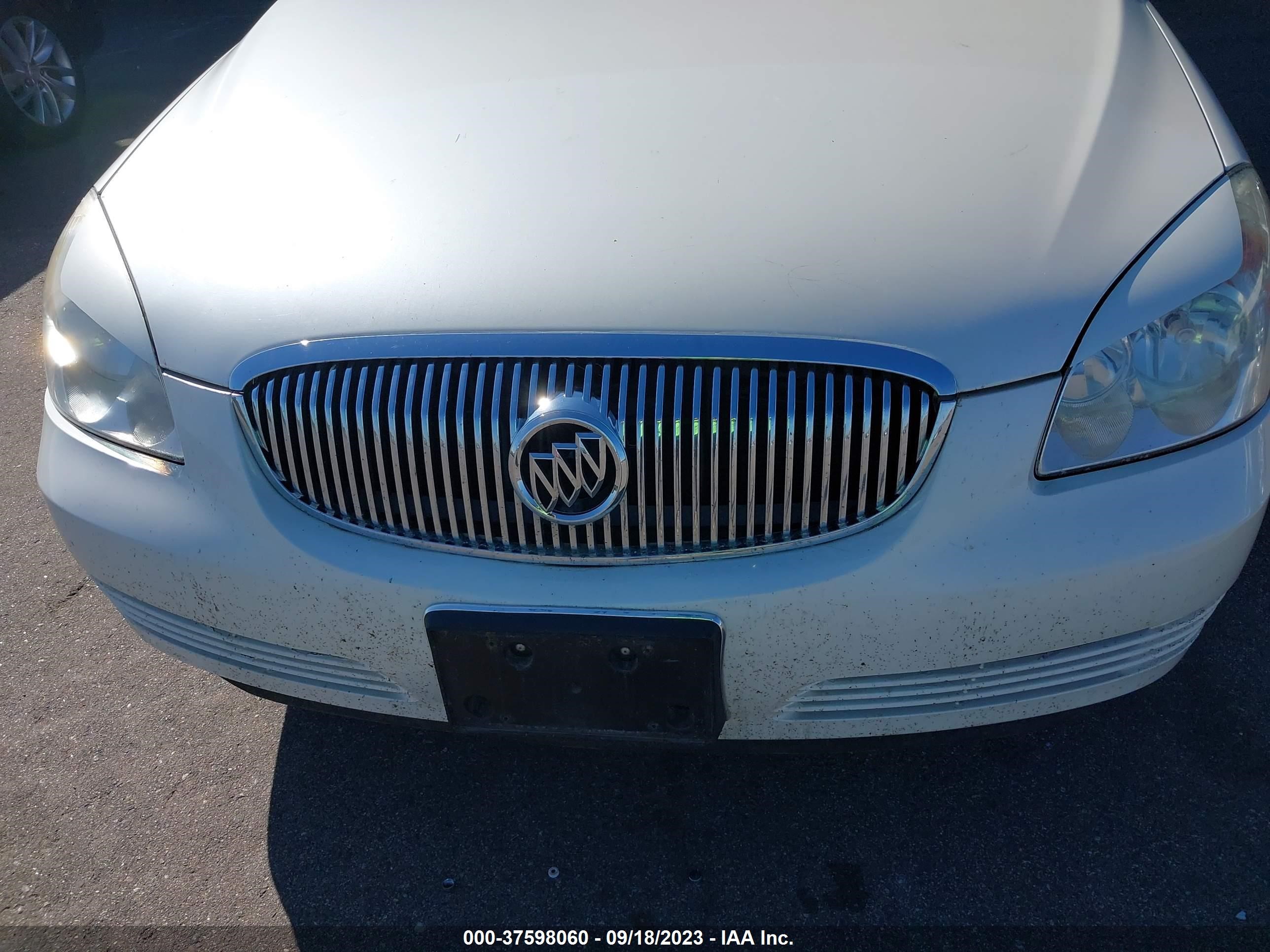 Photo 11 VIN: 1G4HD57M79U127343 - BUICK LUCERNE 