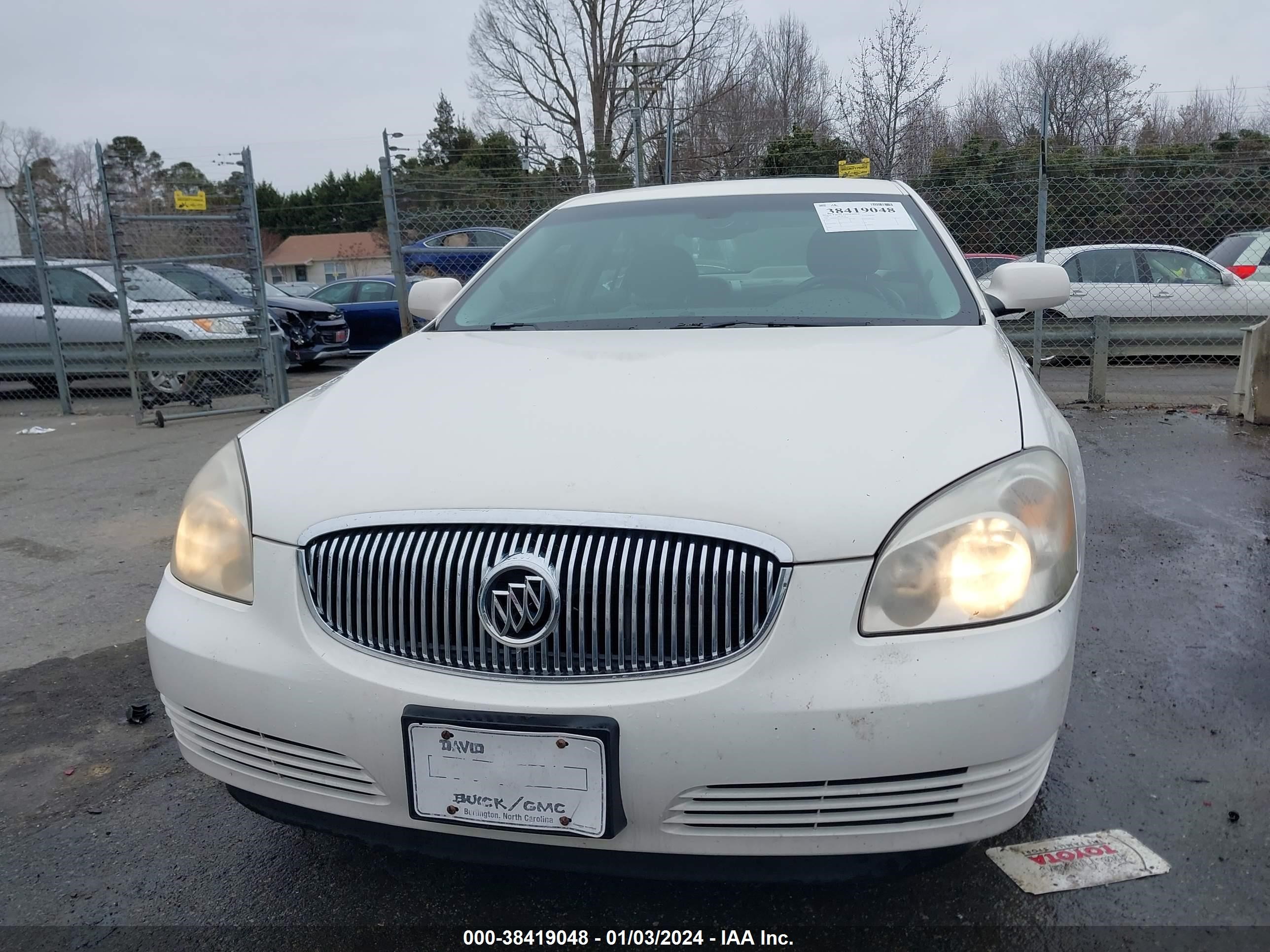 Photo 11 VIN: 1G4HD57M99U103447 - BUICK LUCERNE 