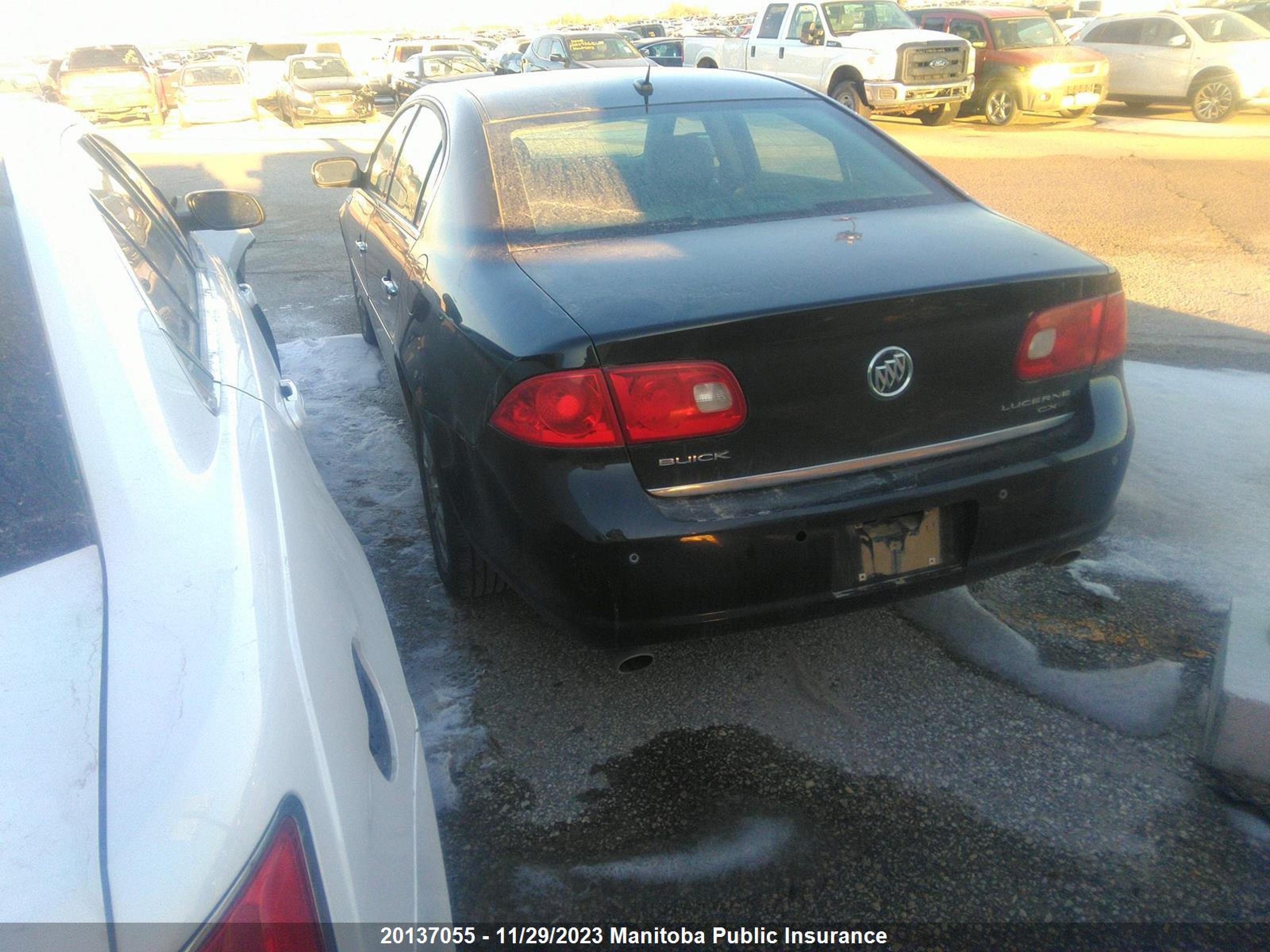 Photo 2 VIN: 1G4HE57Y06U194040 - BUICK LUCERNE 