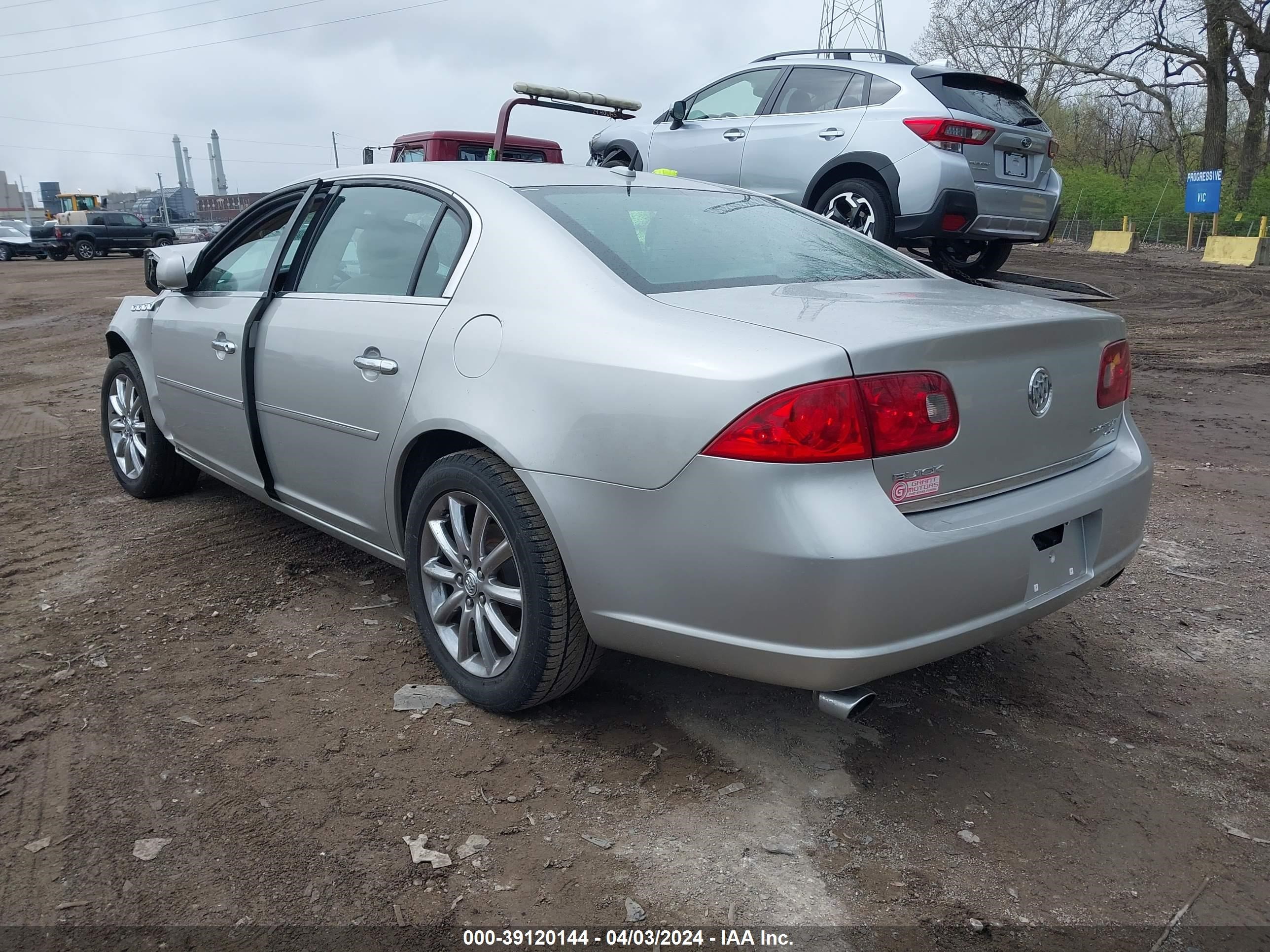 Photo 2 VIN: 1G4HE57Y56U127711 - BUICK LUCERNE 