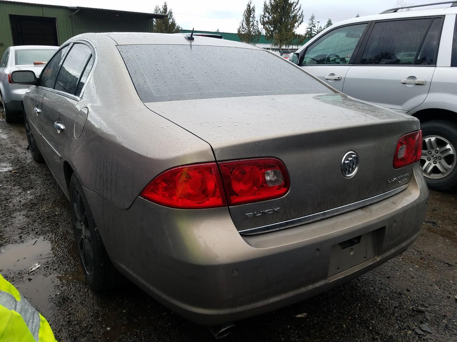 Photo 2 VIN: 1G4HE57Y76U221881 - BUICK LUCERNE CX 