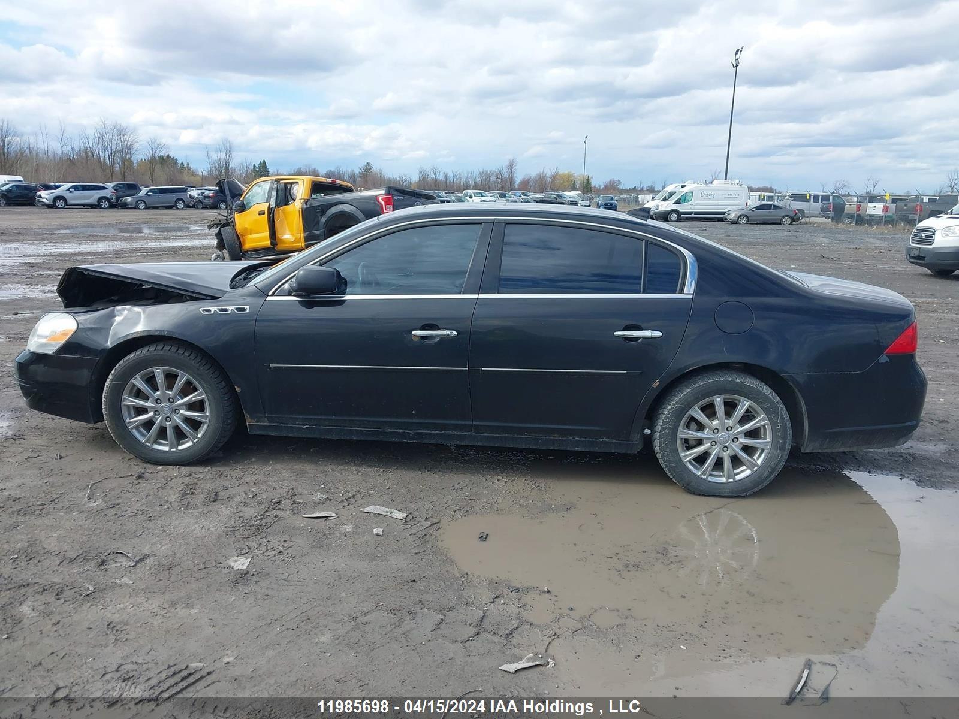 Photo 13 VIN: 1G4HJ5EM2BU117532 - BUICK LUCERNE 