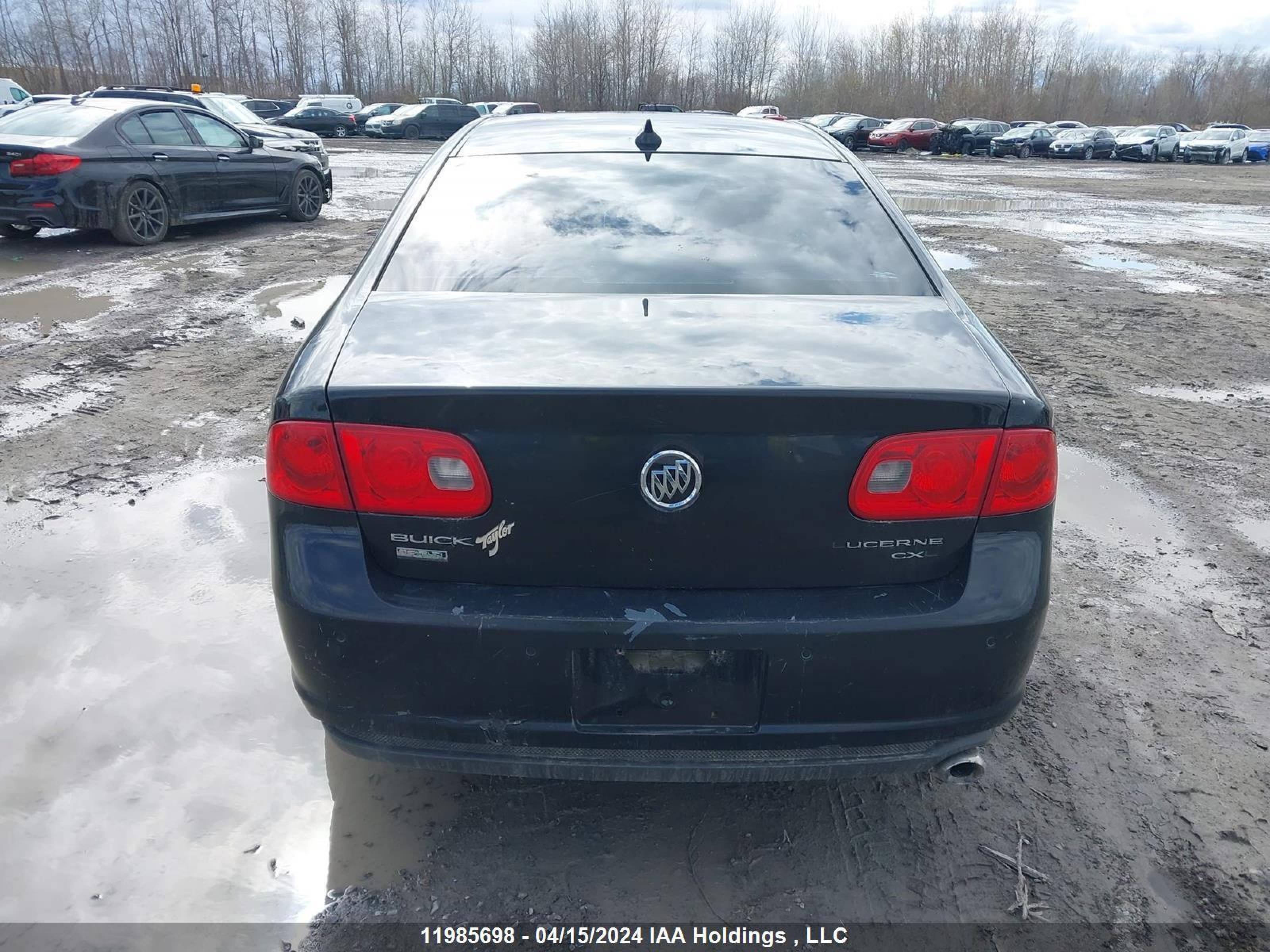 Photo 15 VIN: 1G4HJ5EM2BU117532 - BUICK LUCERNE 