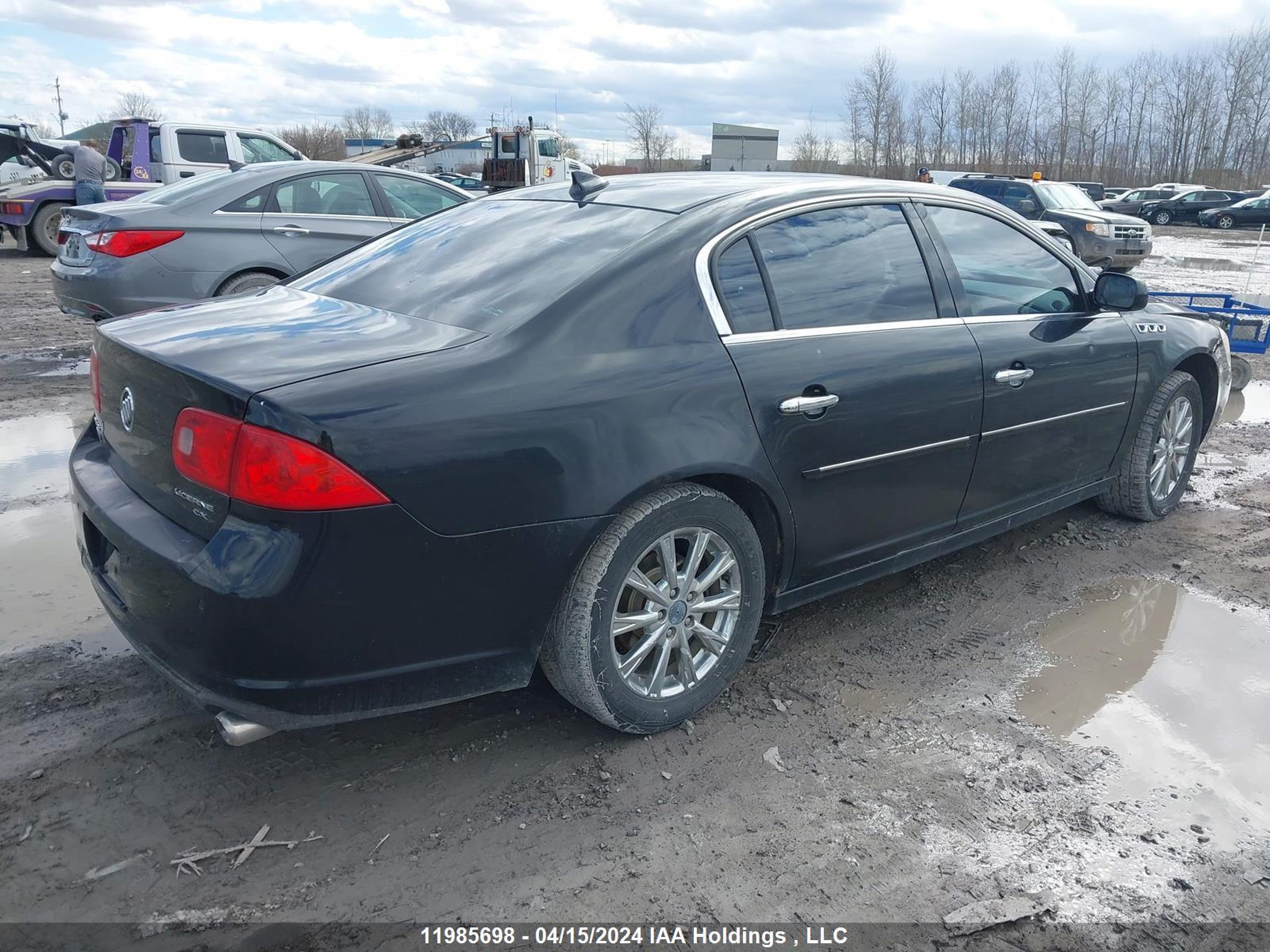 Photo 3 VIN: 1G4HJ5EM2BU117532 - BUICK LUCERNE 