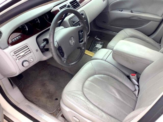 Photo 4 VIN: 1G4HJ5EM3BU131424 - BUICK LUCERNE CX 