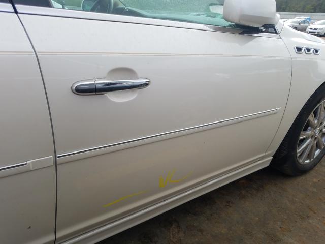 Photo 8 VIN: 1G4HJ5EM7BU146203 - BUICK LUCERNE CX 