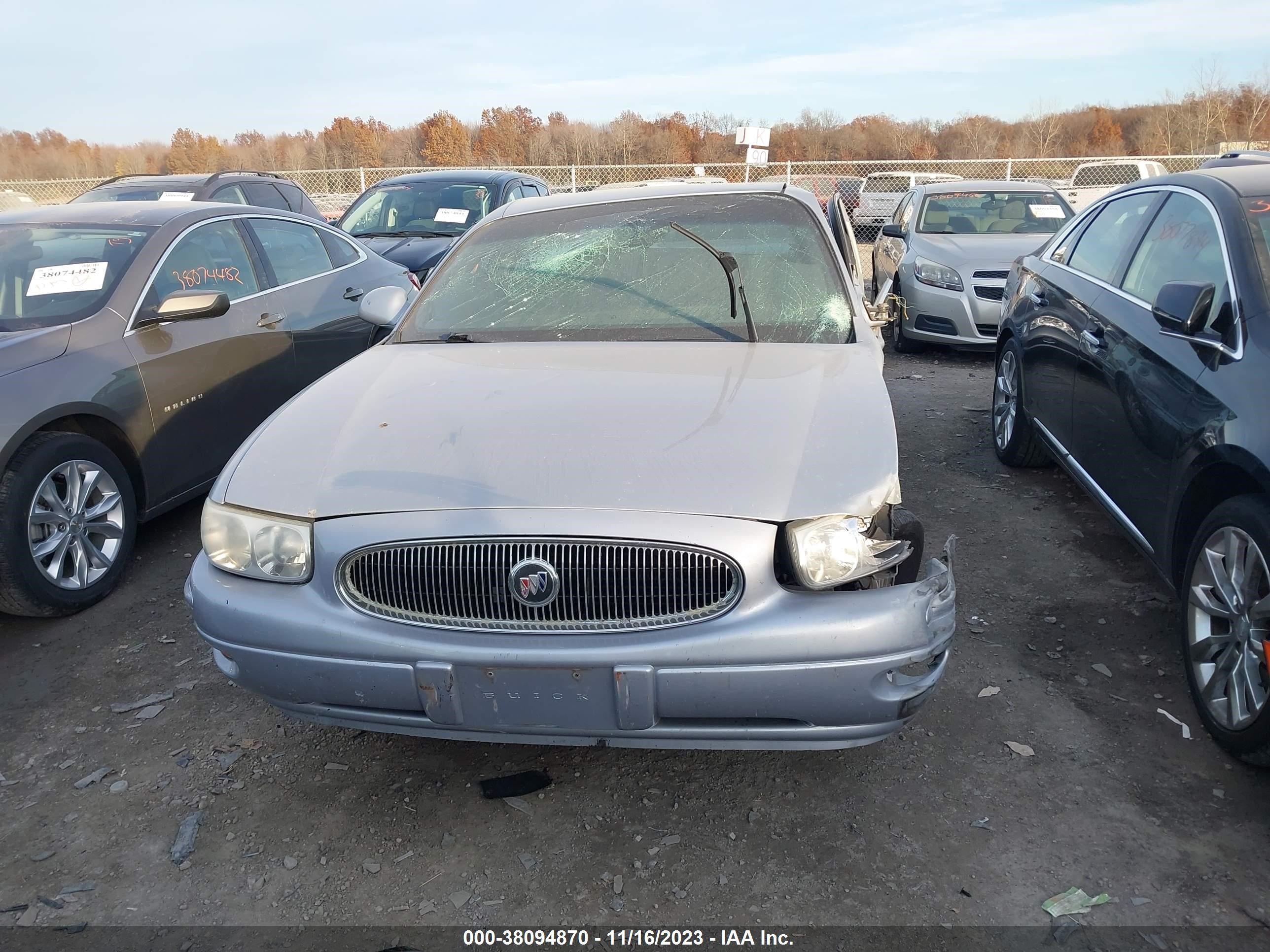 Photo 11 VIN: 1G4HP52K05U125926 - BUICK LESABRE 