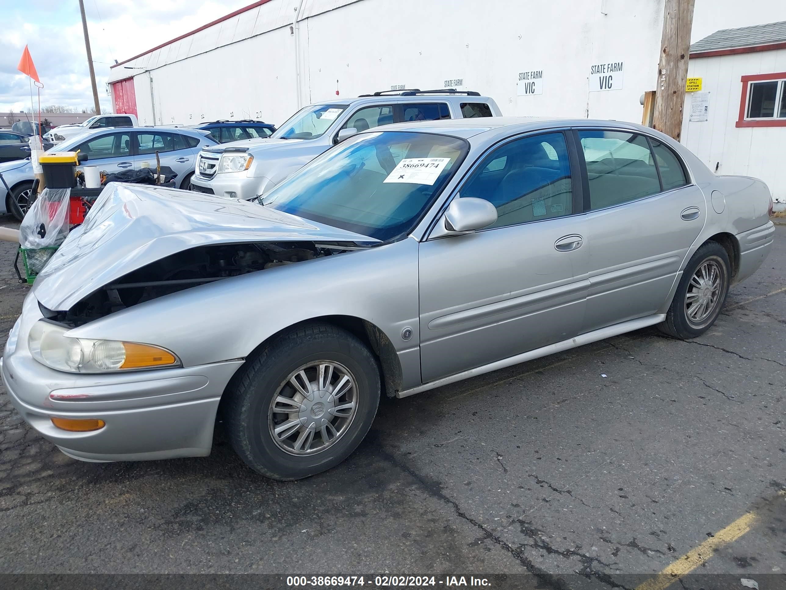 Photo 1 VIN: 1G4HP52K05U153600 - BUICK LESABRE 