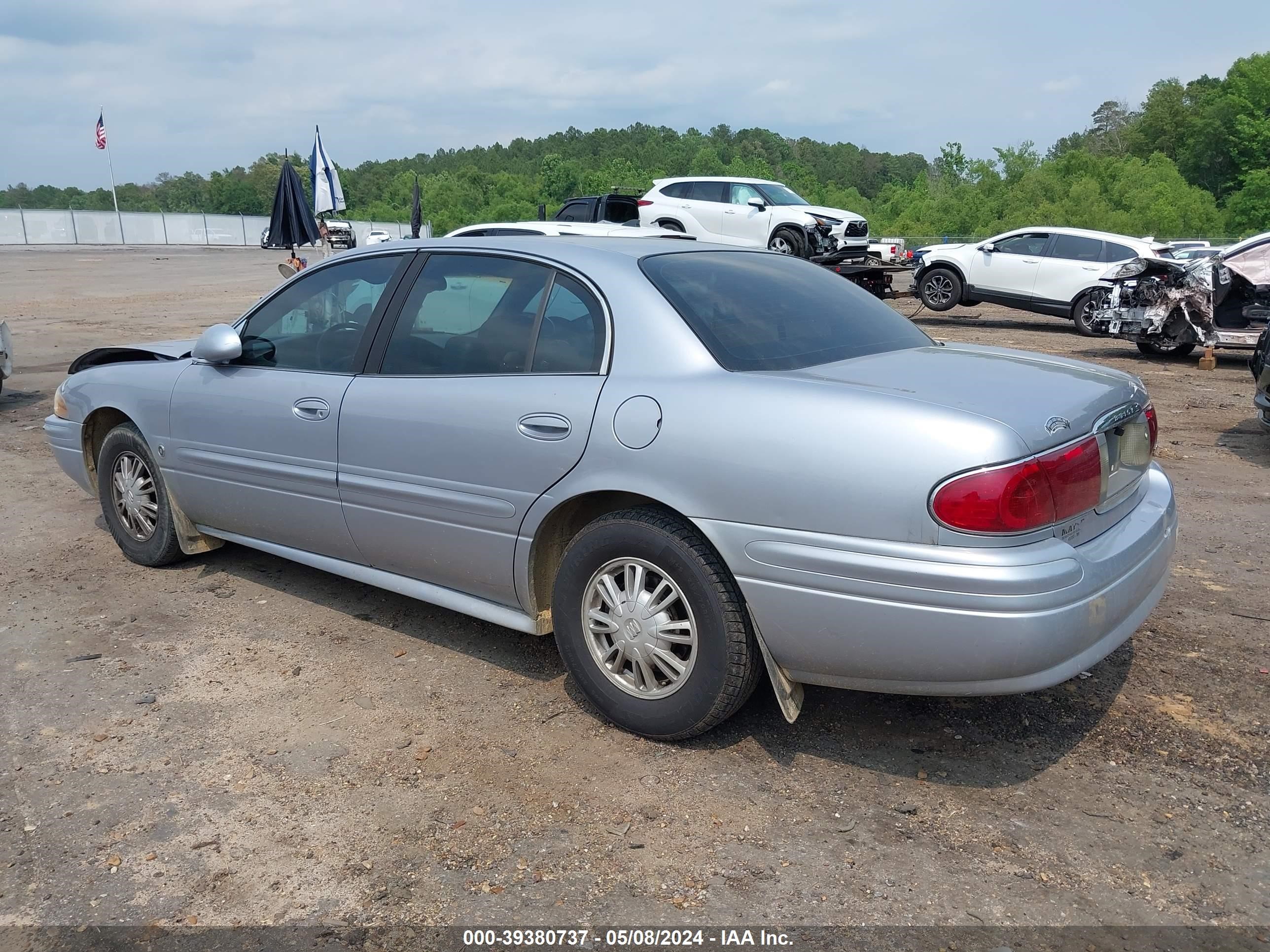 Photo 2 VIN: 1G4HP52K05U158957 - BUICK LESABRE 