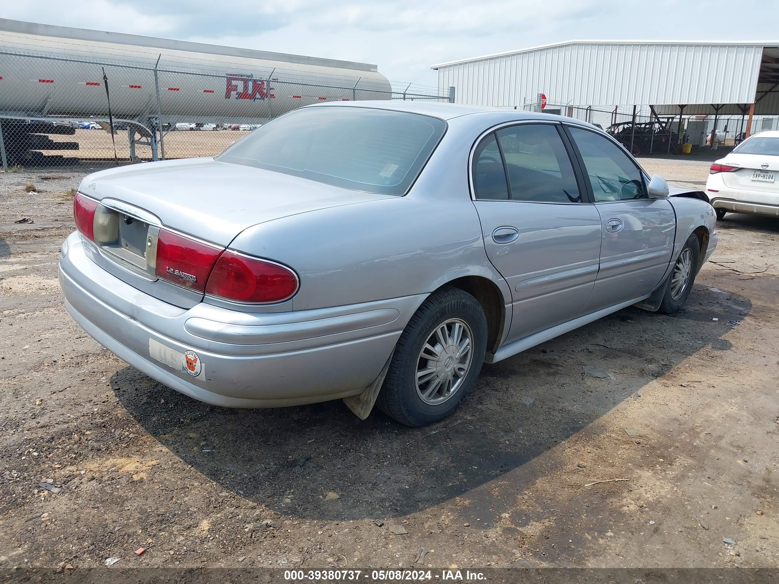 Photo 3 VIN: 1G4HP52K05U158957 - BUICK LESABRE 