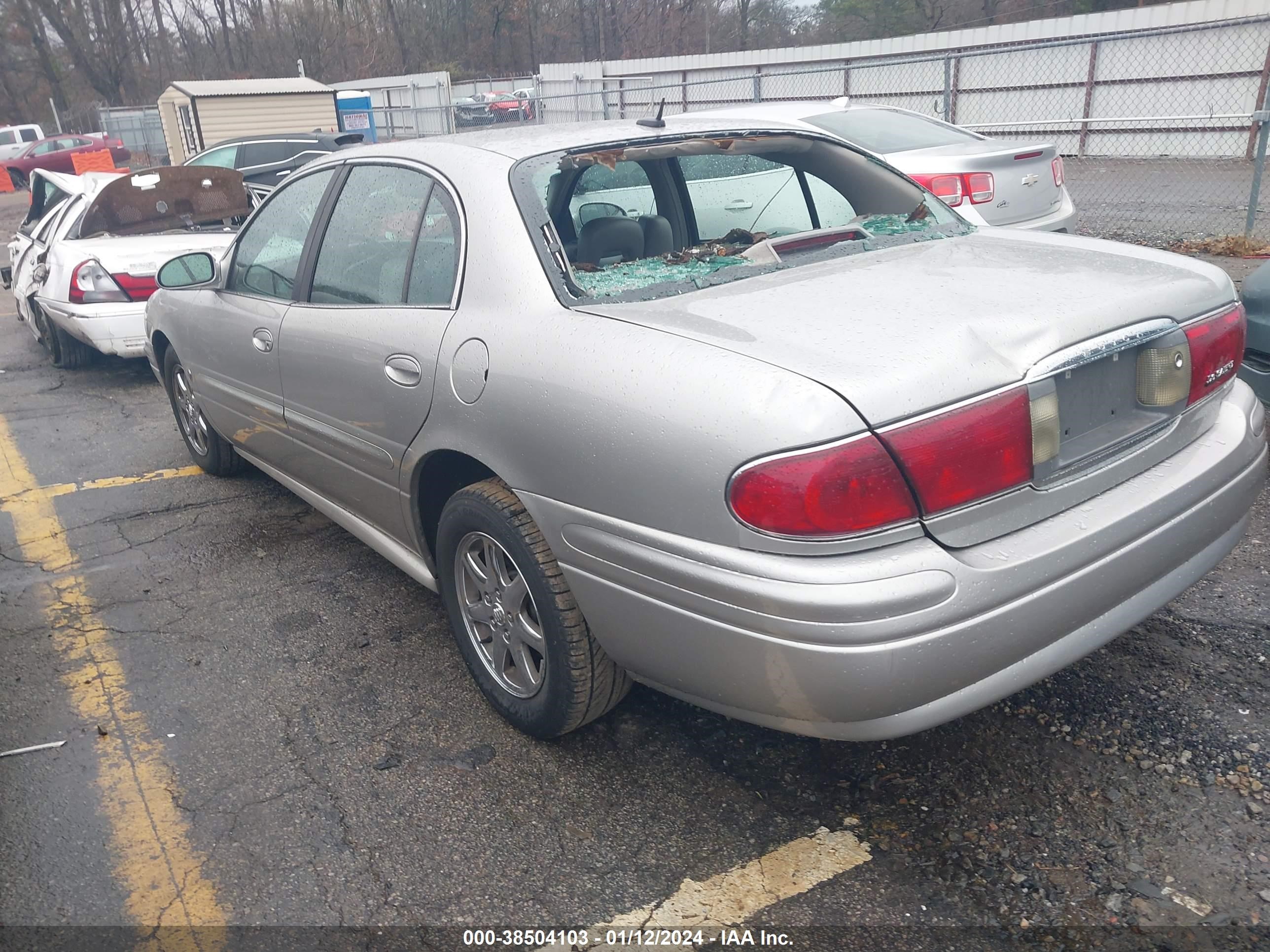 Photo 2 VIN: 1G4HP52K15U134487 - BUICK LESABRE 