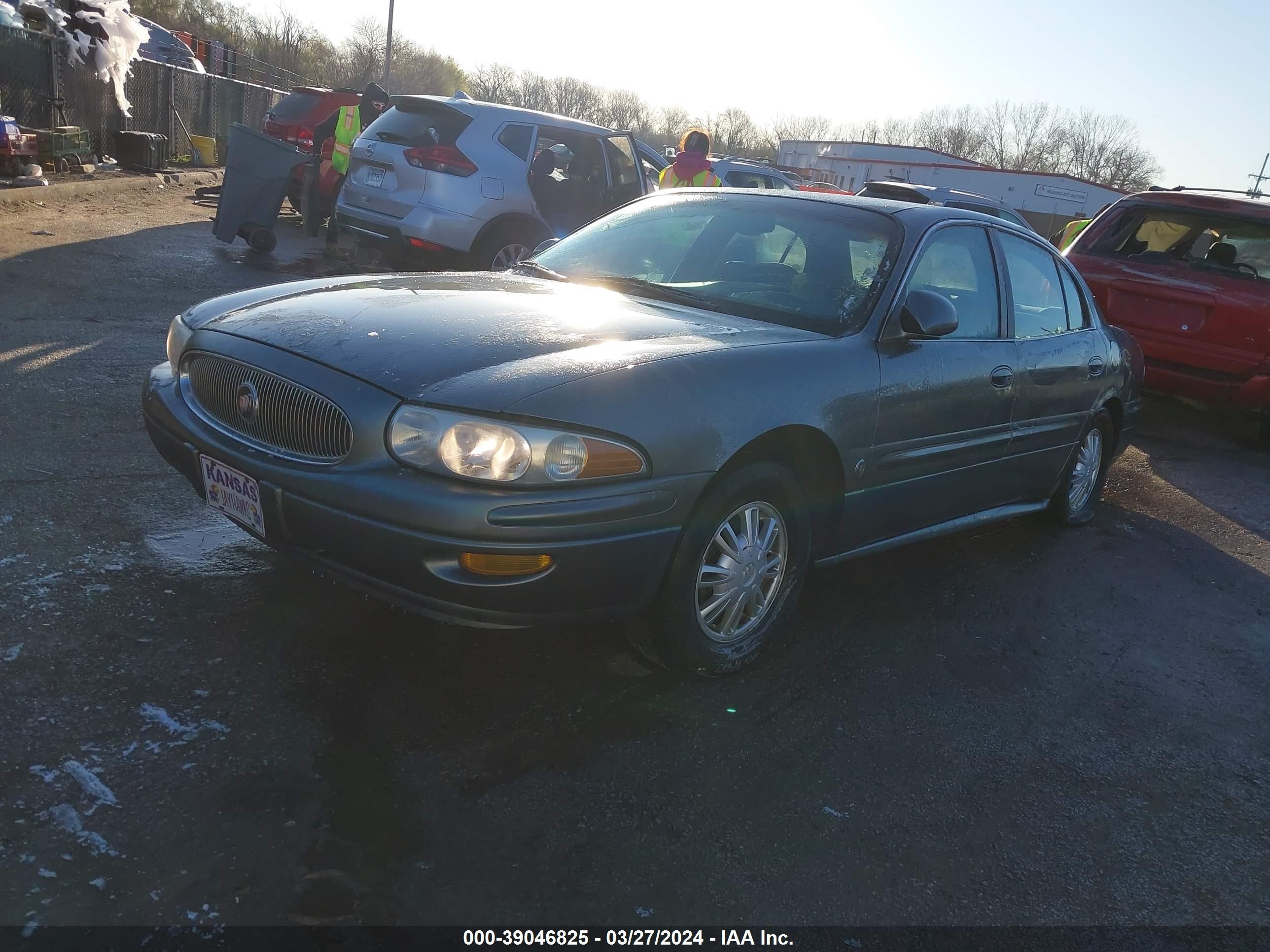 Photo 1 VIN: 1G4HP52K25U284382 - BUICK LESABRE 