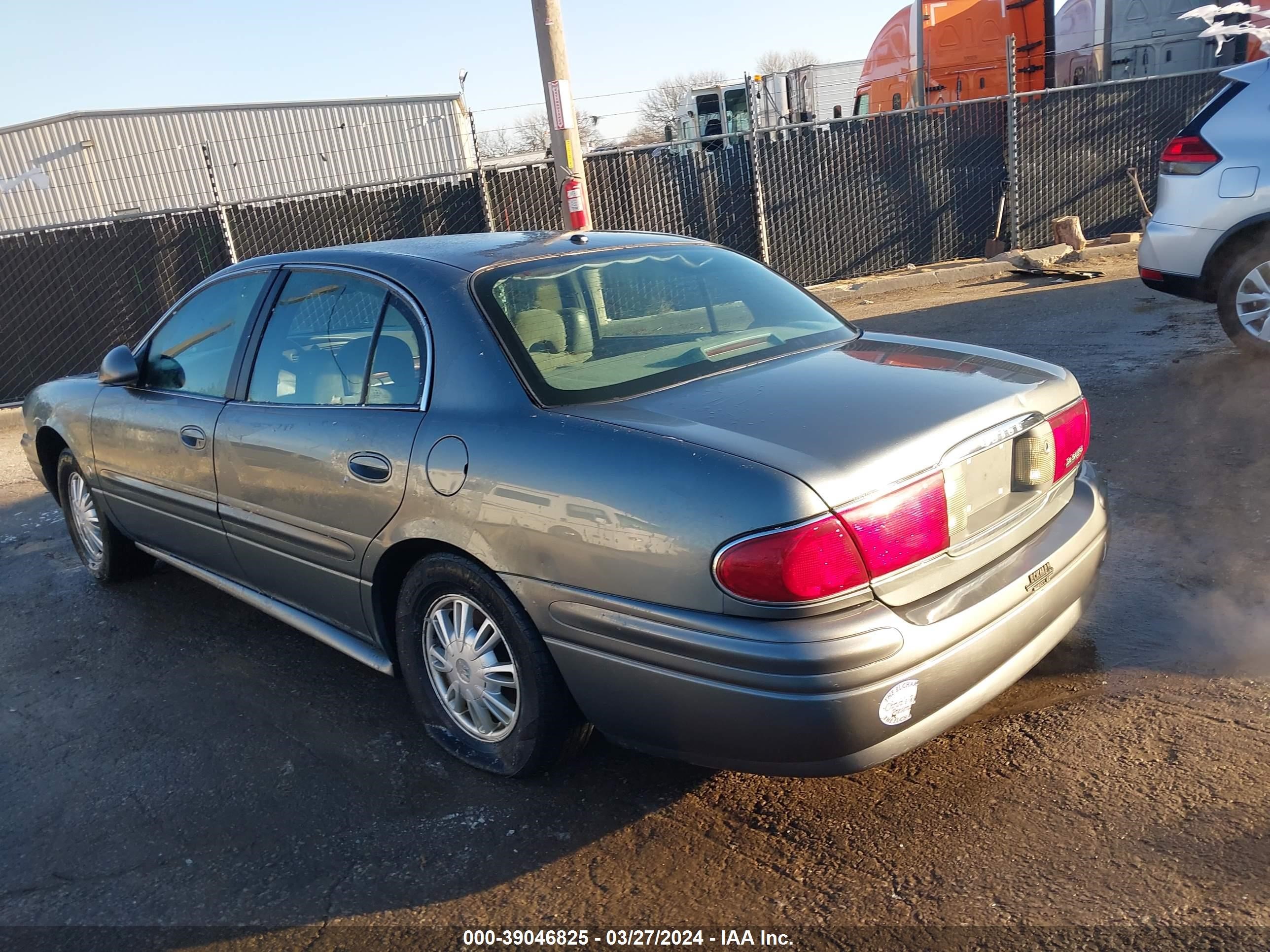 Photo 2 VIN: 1G4HP52K25U284382 - BUICK LESABRE 