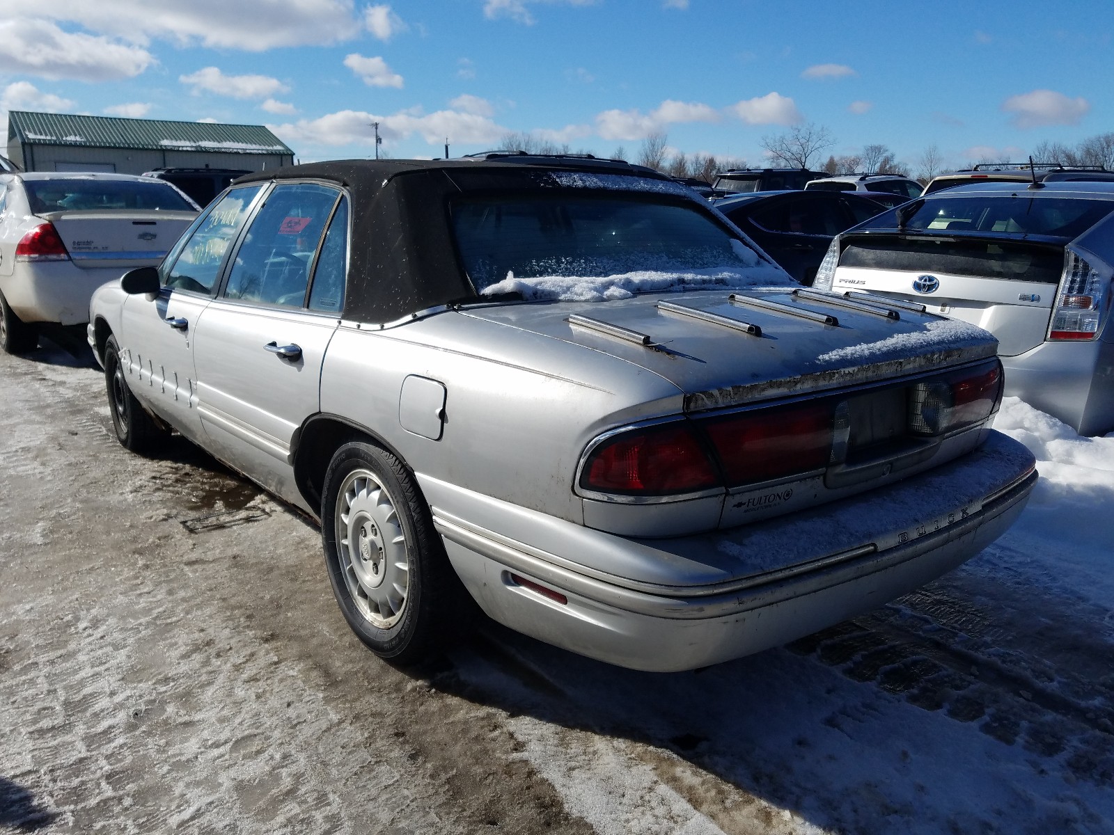 Photo 2 VIN: 1G4HP52K2XH411398 - BUICK LESABRE CU 