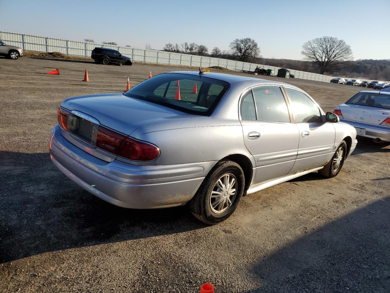 Photo 2 VIN: 1G4HP52K35U147581 - BUICK LESABRE 