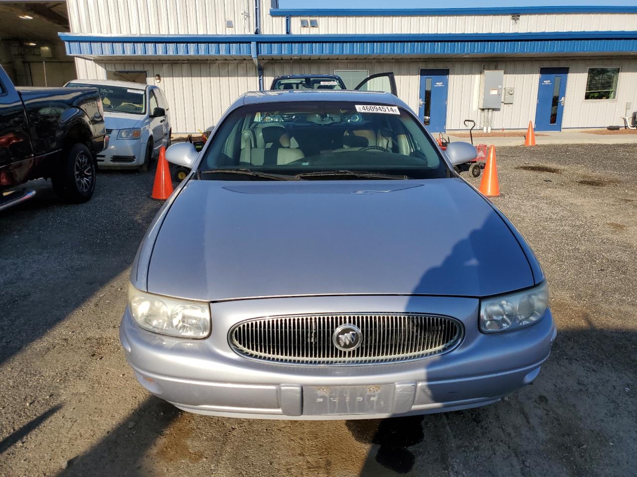 Photo 4 VIN: 1G4HP52K35U147581 - BUICK LESABRE 