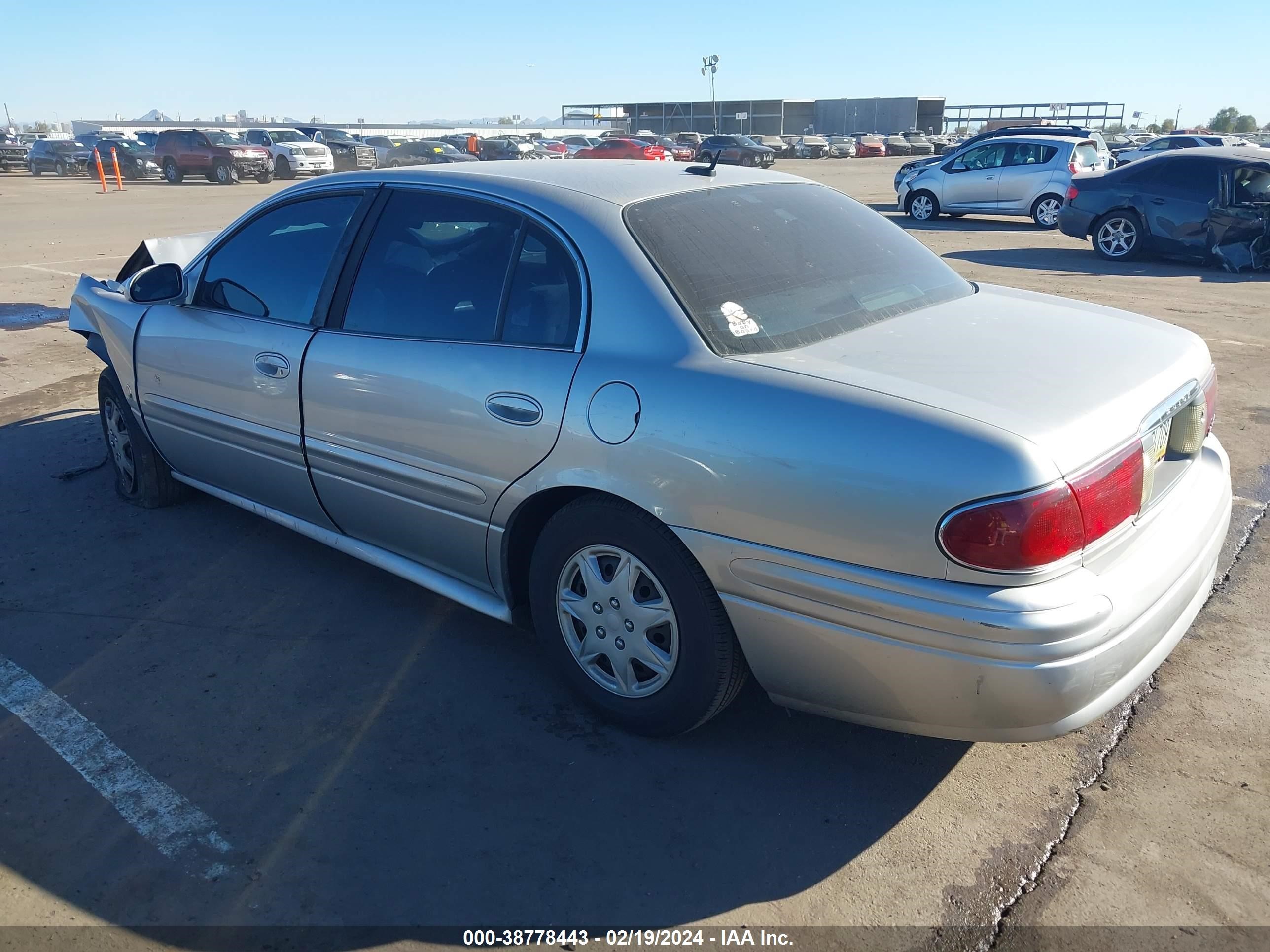 Photo 2 VIN: 1G4HP52K35U211070 - BUICK LESABRE 