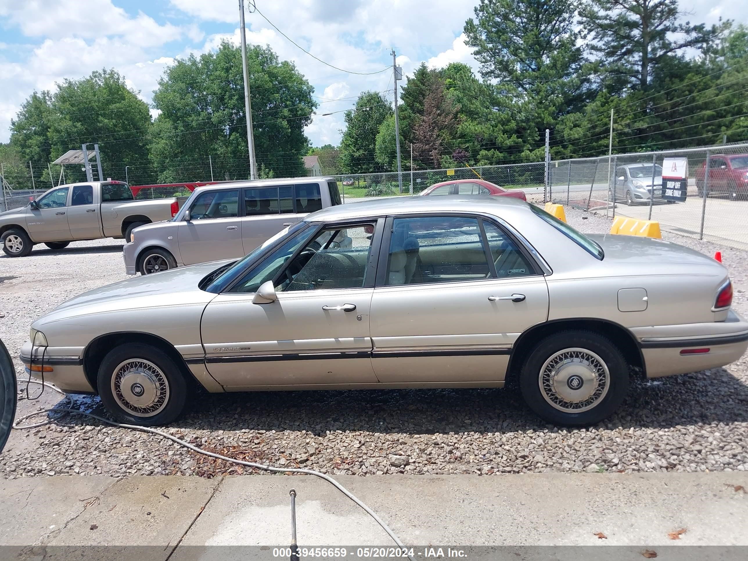 Photo 13 VIN: 1G4HP52K3VH572341 - BUICK LESABRE 