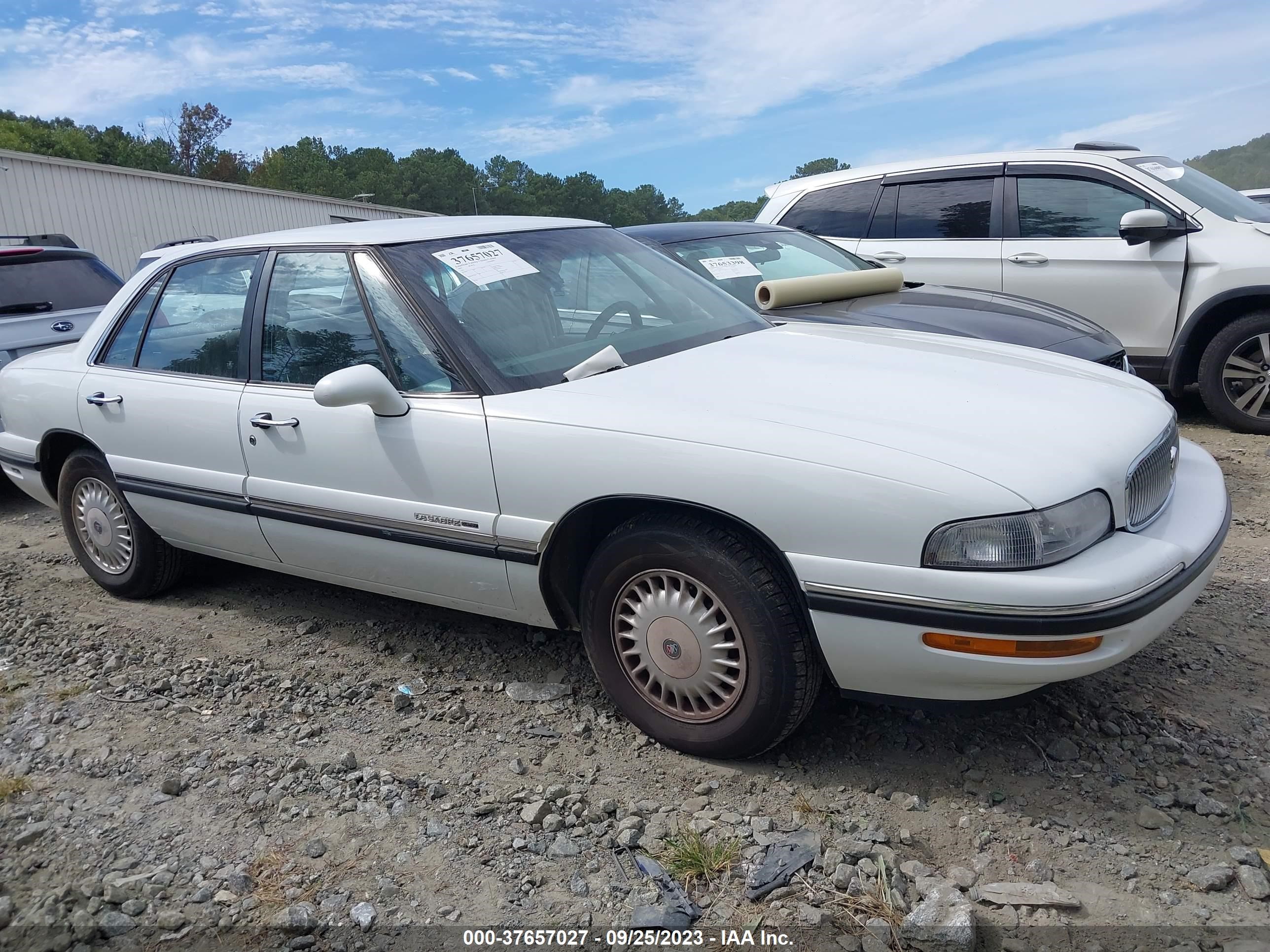 Photo 0 VIN: 1G4HP52K4VH431715 - BUICK LESABRE 