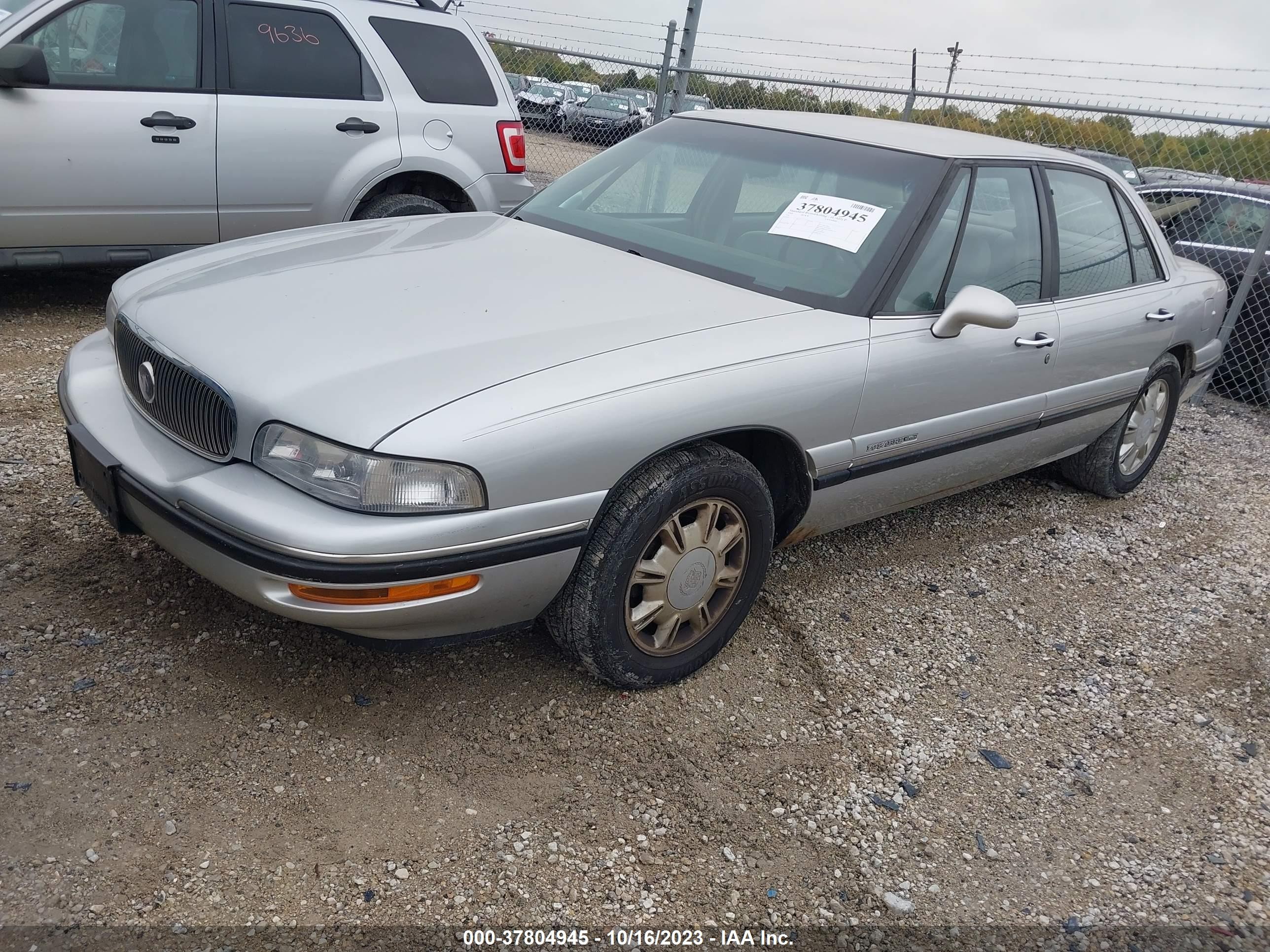 Photo 1 VIN: 1G4HP52K4XH423262 - BUICK LESABRE 