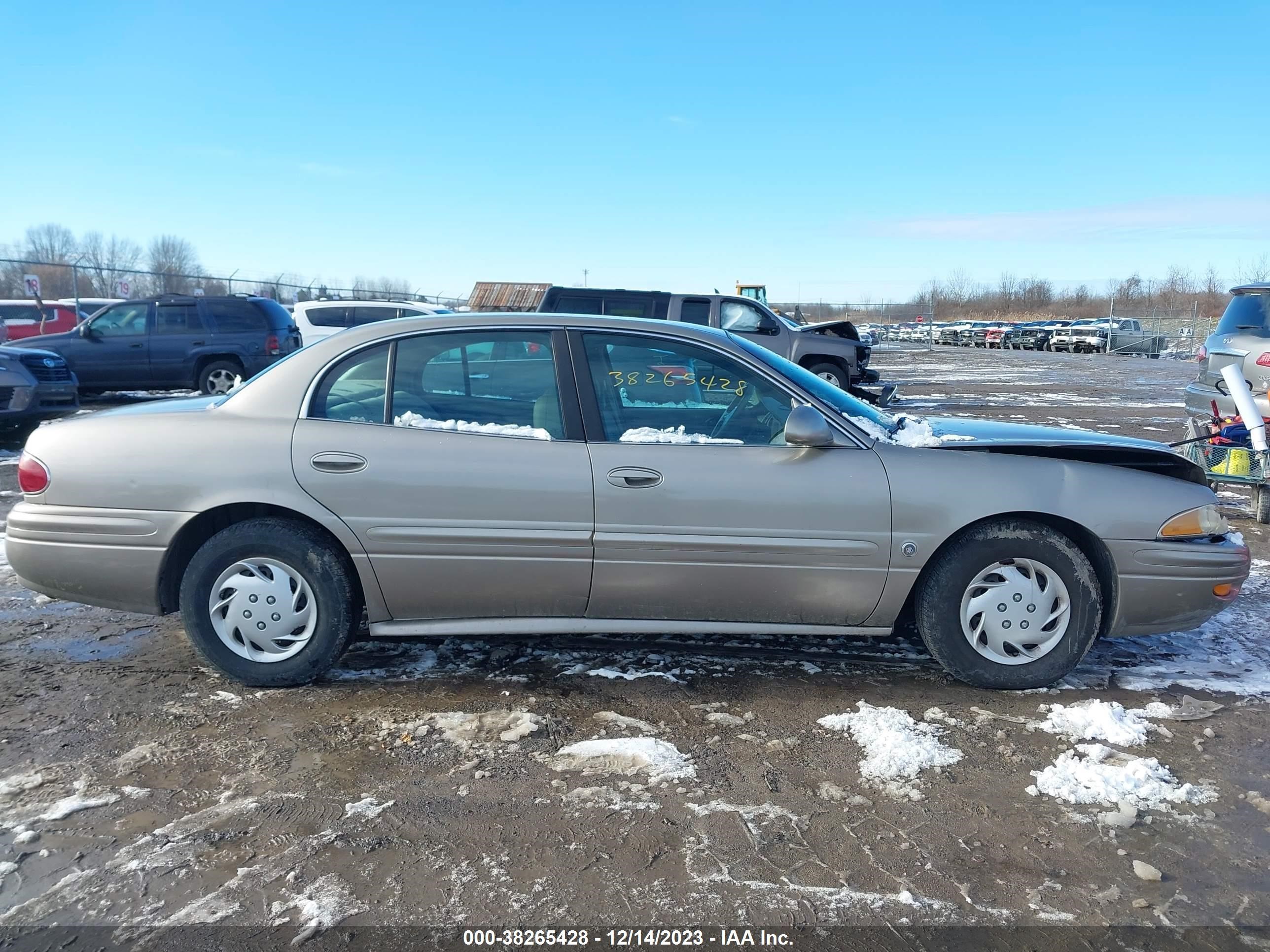 Photo 12 VIN: 1G4HP52K534180899 - BUICK LESABRE 