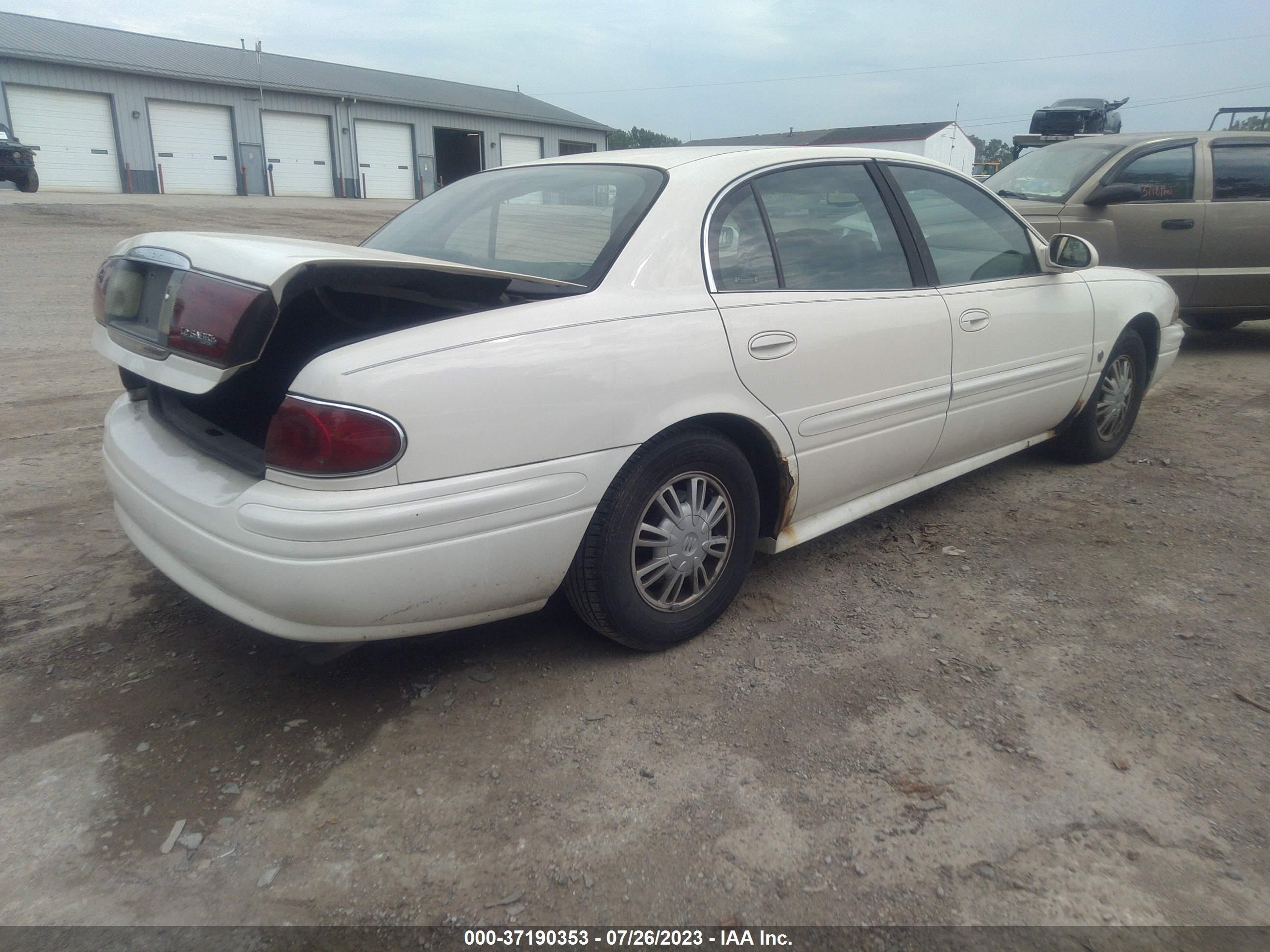 Photo 3 VIN: 1G4HP52K53U107791 - BUICK LESABRE 