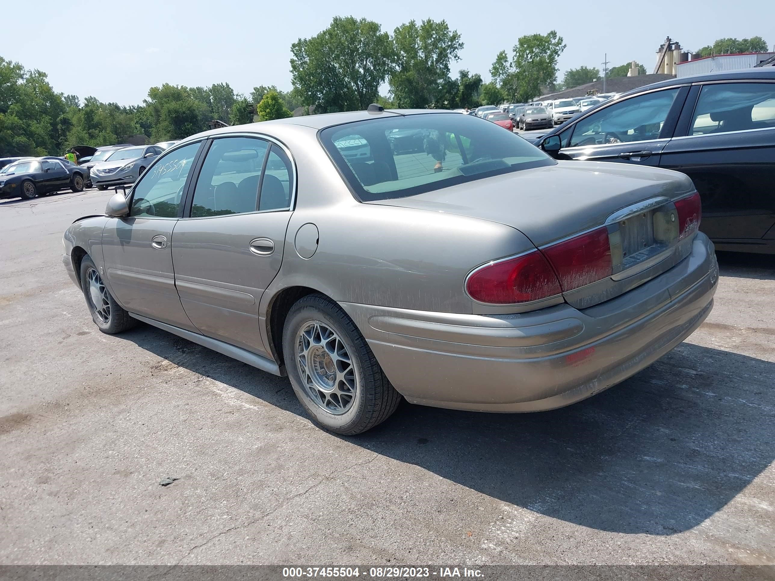 Photo 2 VIN: 1G4HP52K53U210564 - BUICK LESABRE 