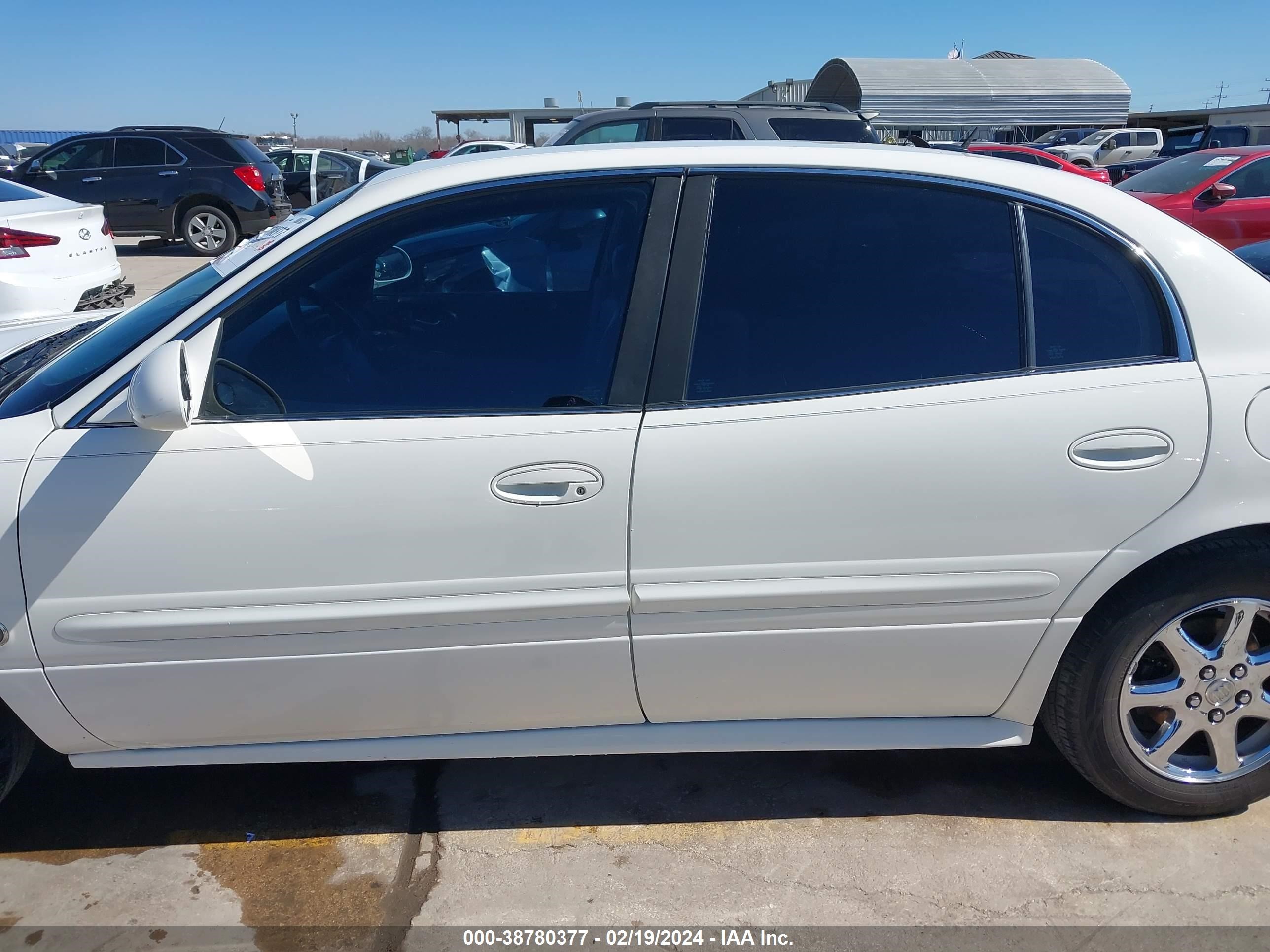 Photo 13 VIN: 1G4HP52K55U185362 - BUICK LESABRE 