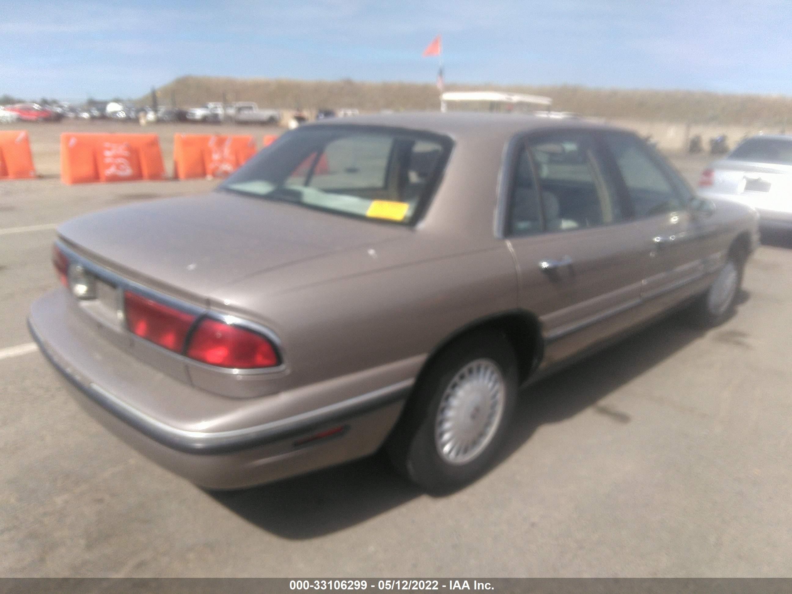 Photo 3 VIN: 1G4HP52K5VH443291 - BUICK LESABRE 