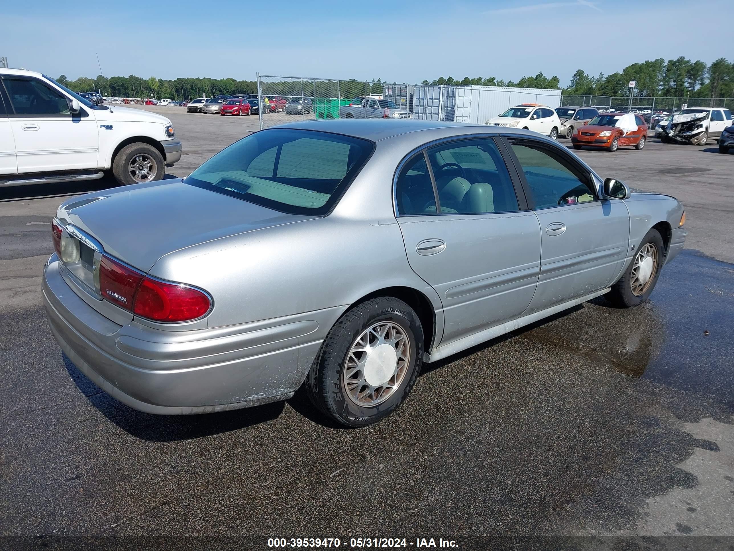 Photo 3 VIN: 1G4HP52K744110791 - BUICK LESABRE 